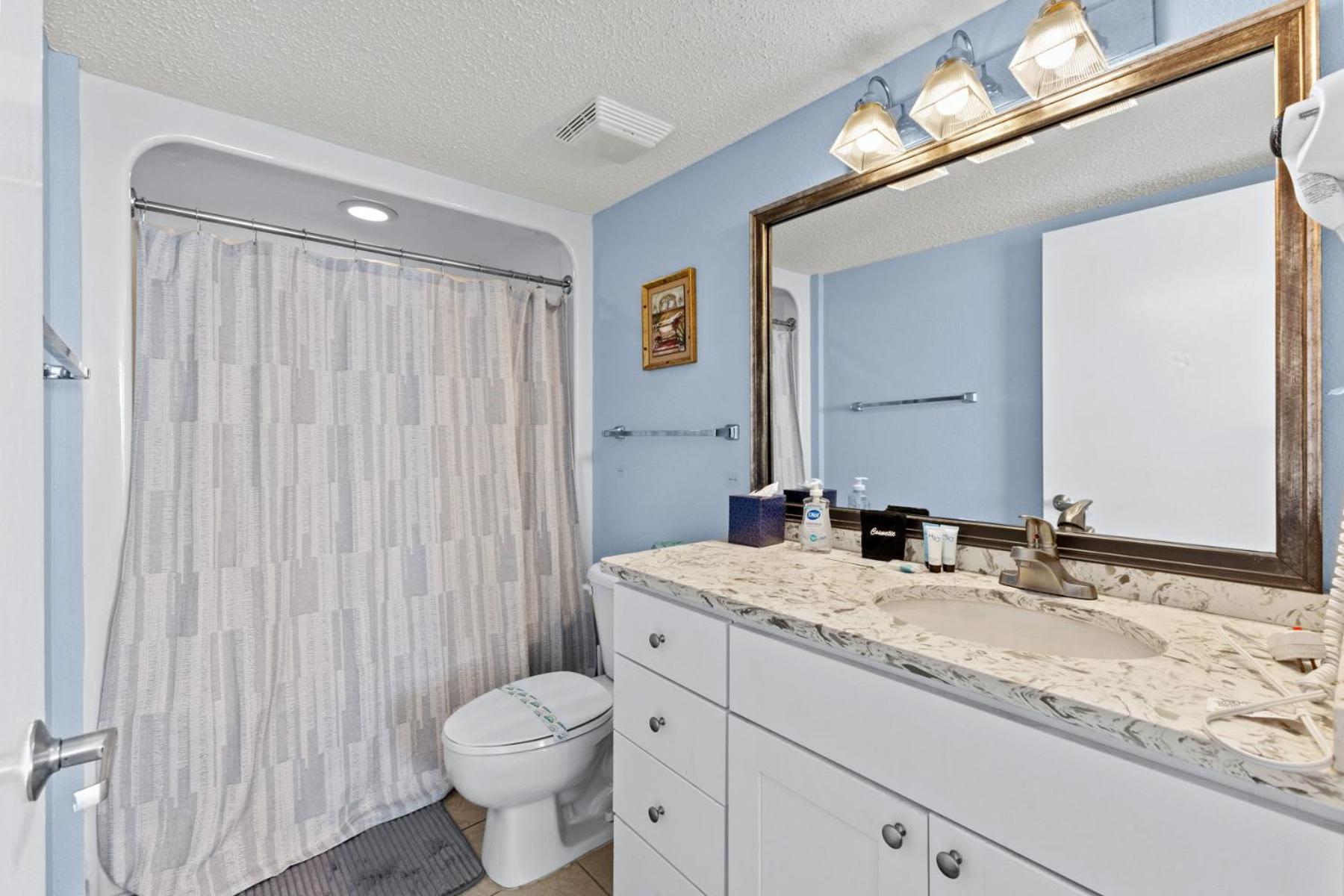 Roxanne Towers Penthouse 6 - Oceanfront