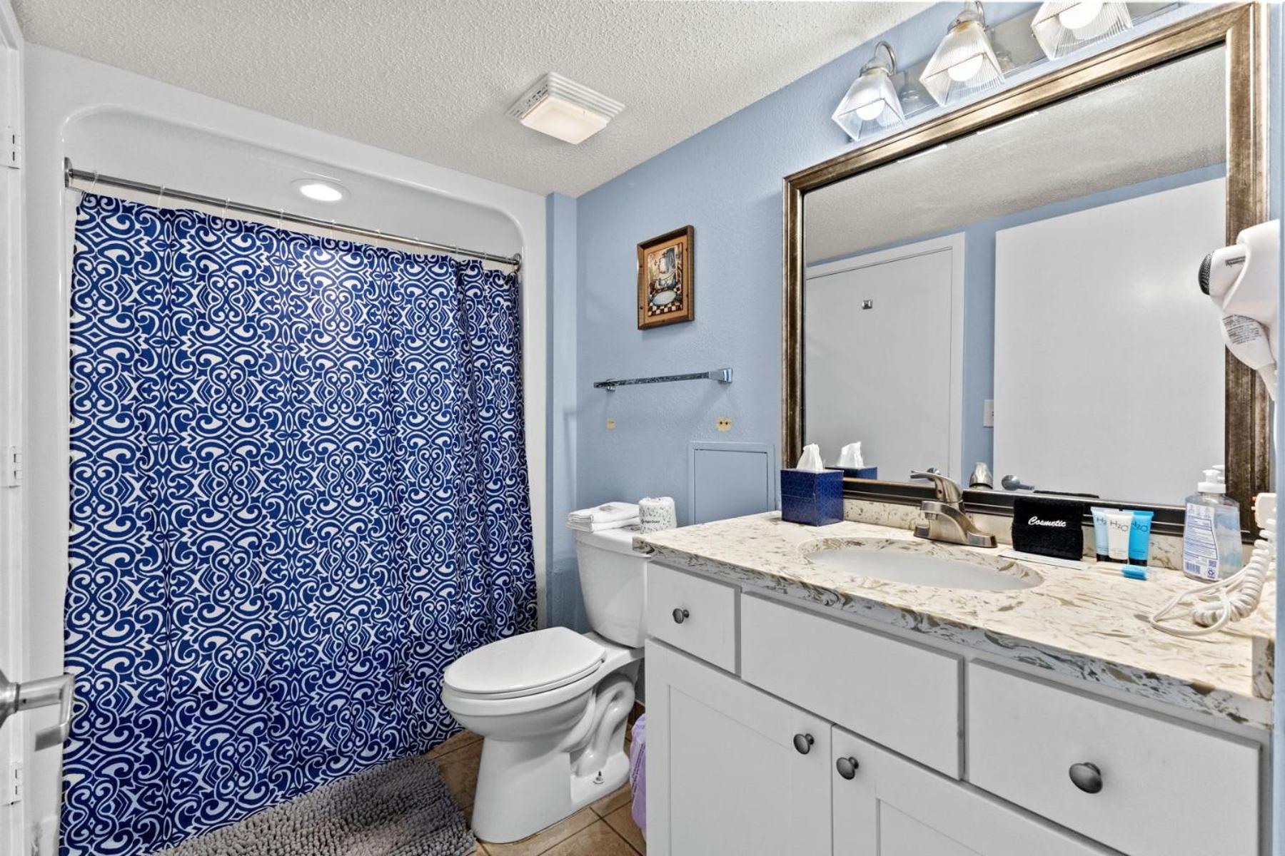 Roxanne Towers Penthouse 6 - Oceanfront