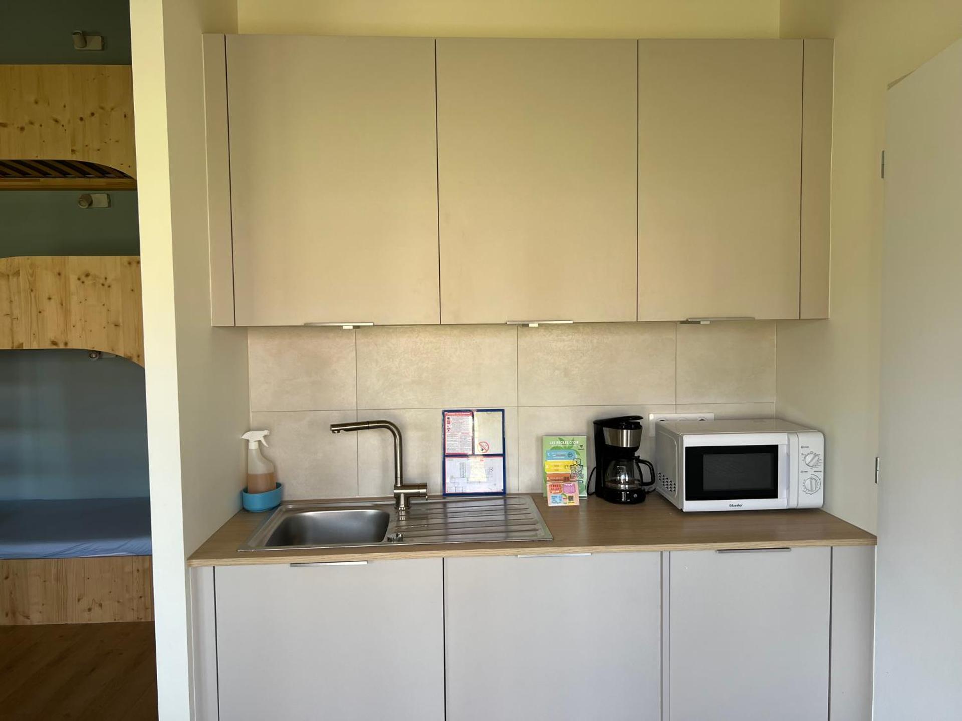 Coffee/tea facilities