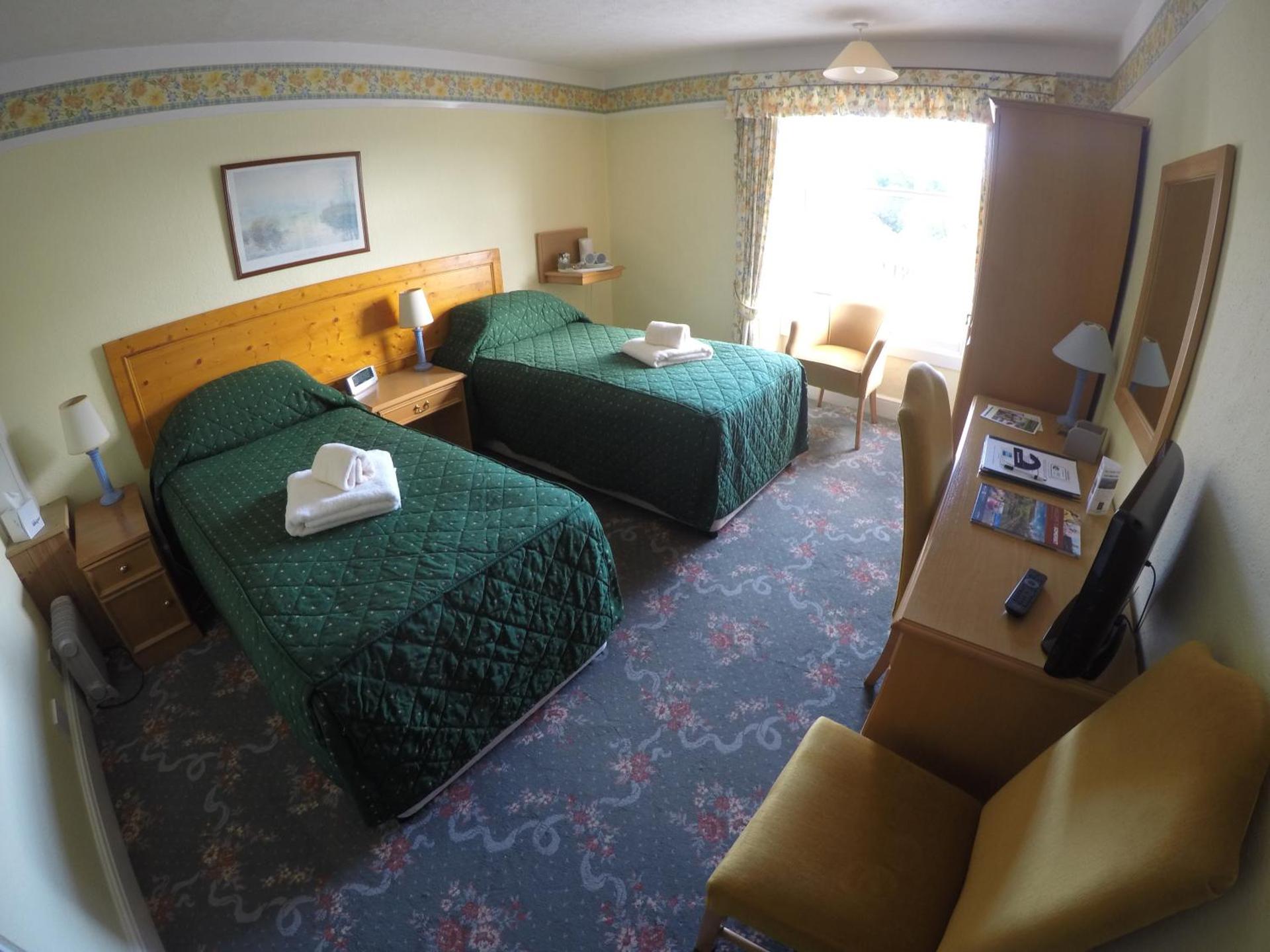 Standard Twin Room