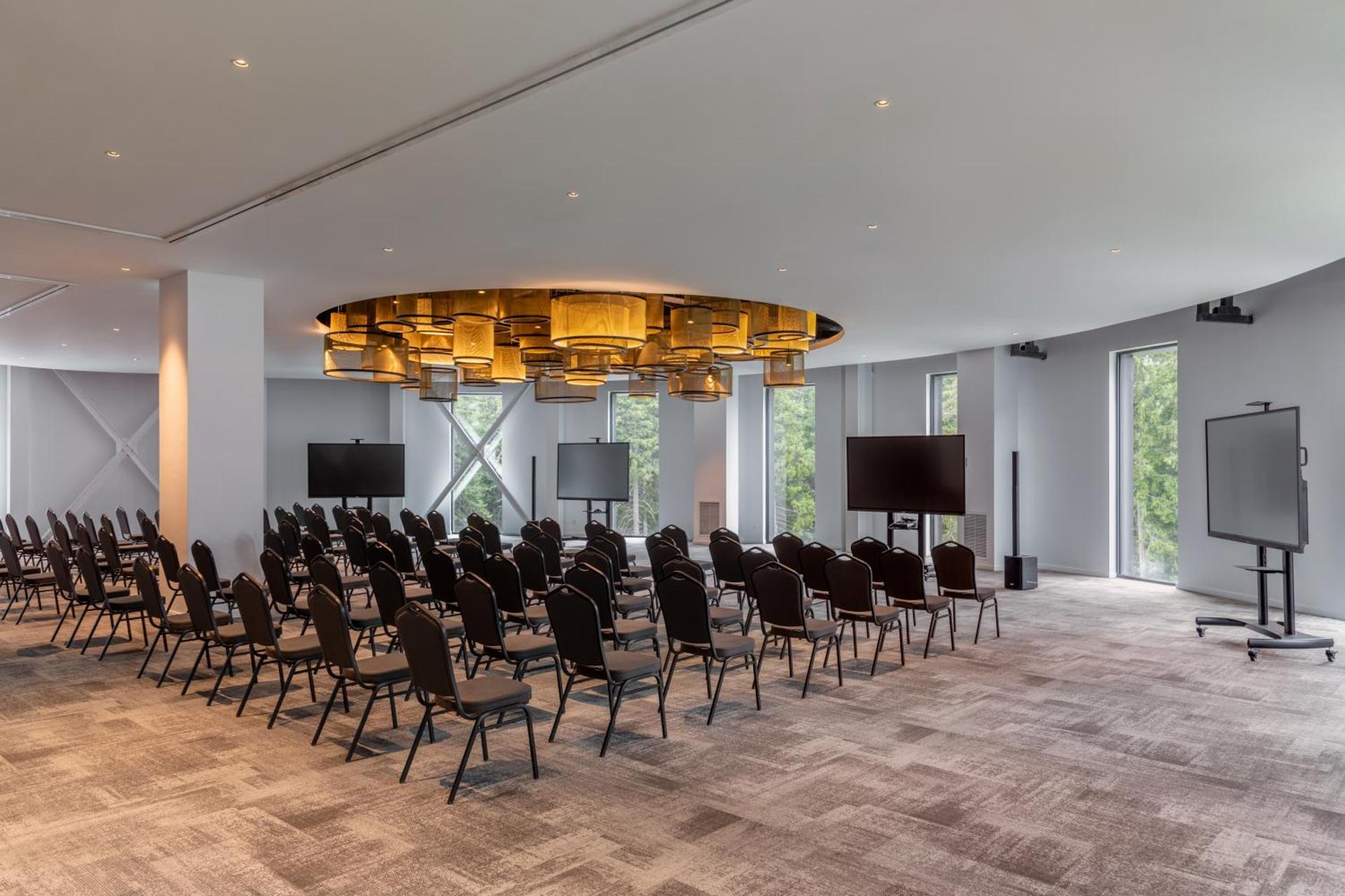 Meeting/conference room