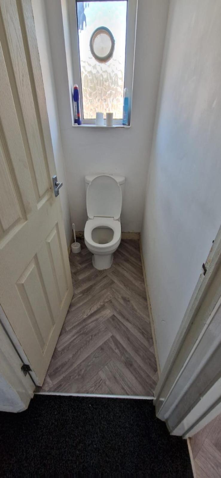 Family Friendly retreat in M33 Sale free parking