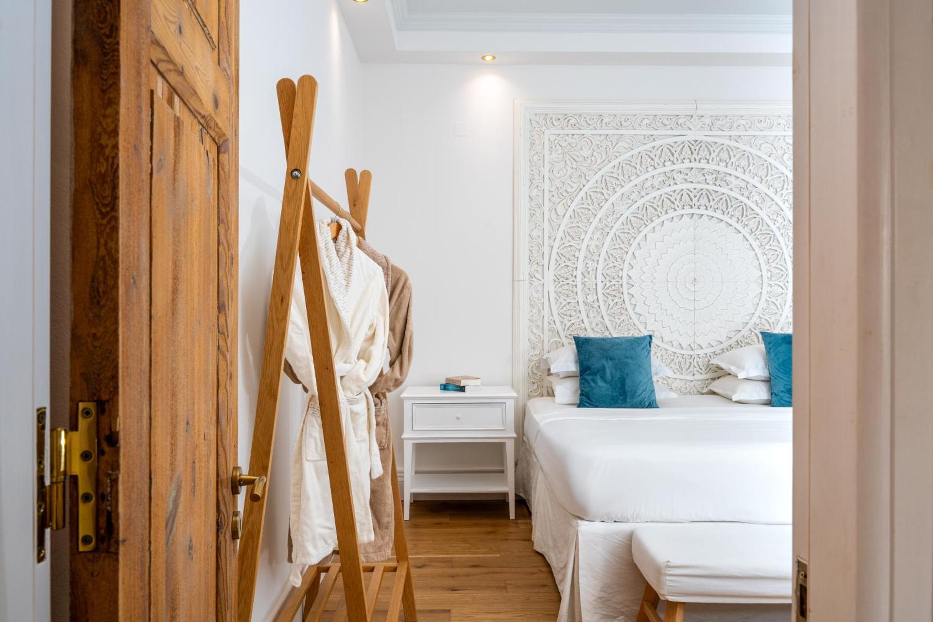 Kostis Parthenis Residence