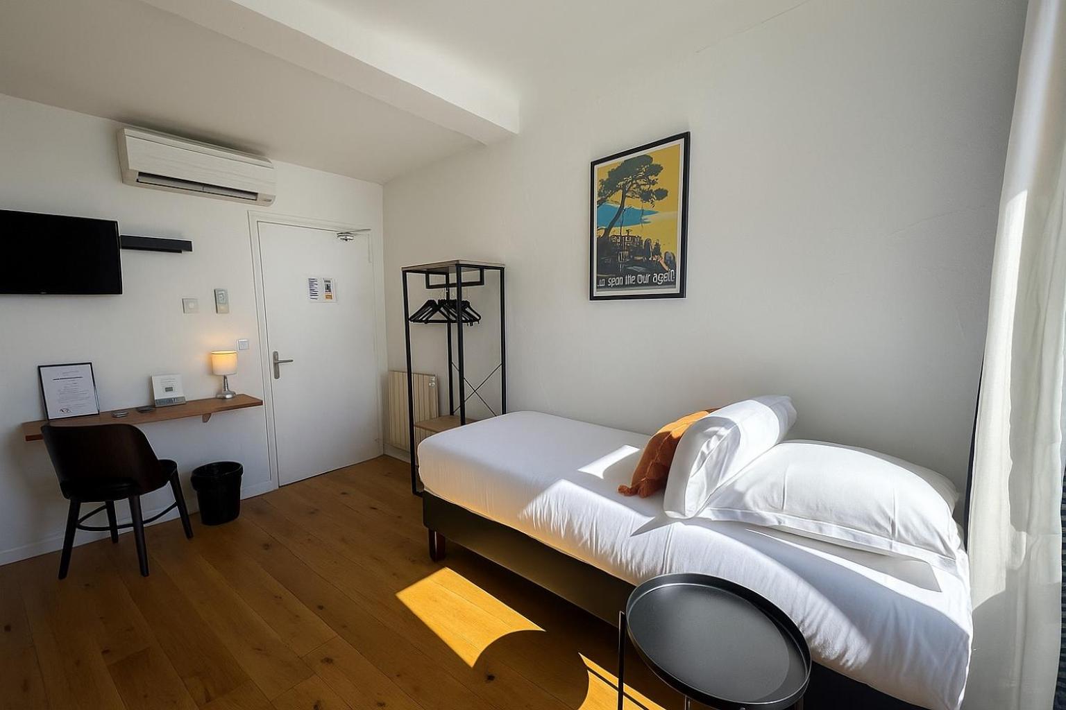 Comfort Triple Room with Sea View