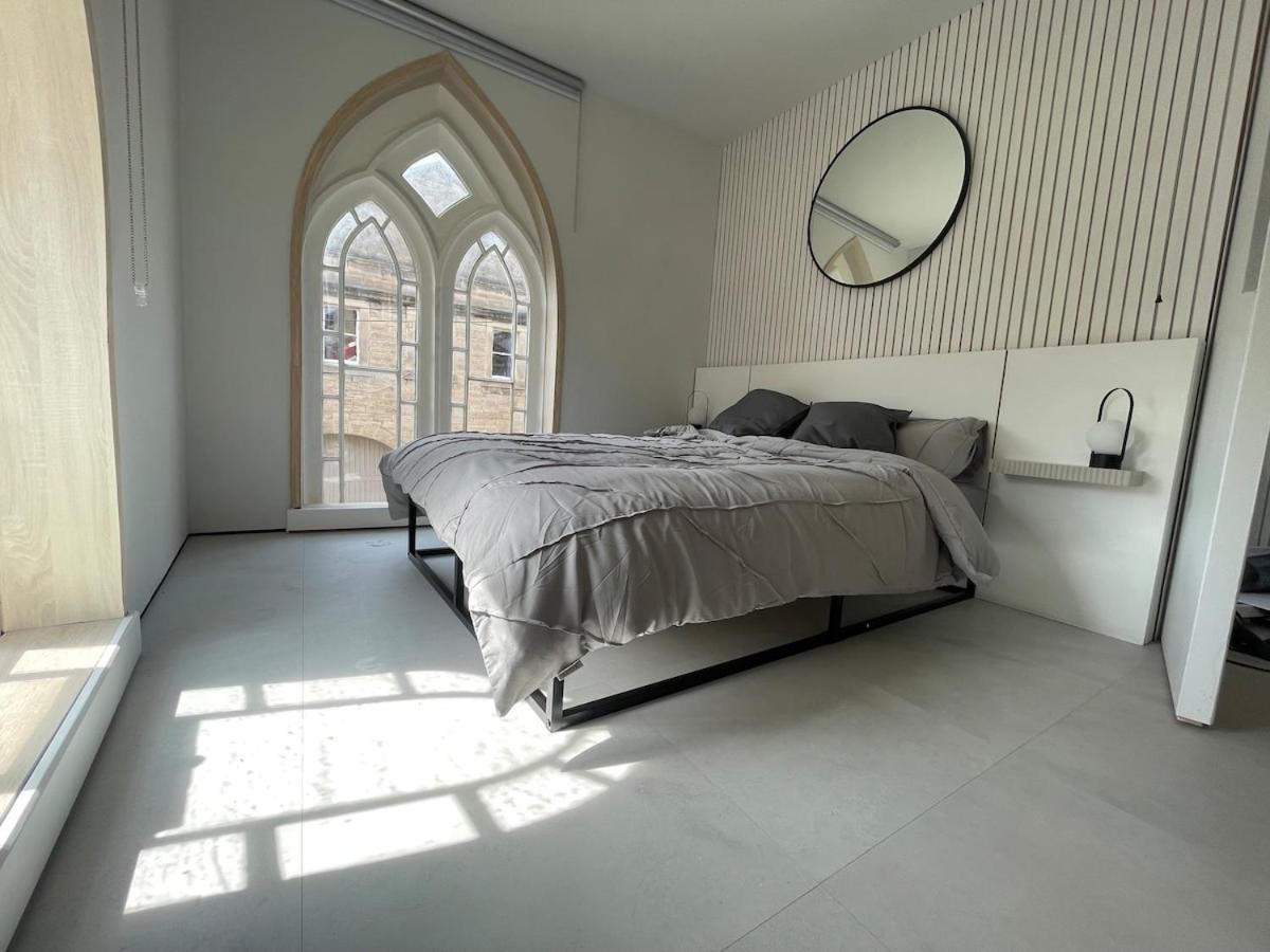 #71 The Old Sunday School in Matlock - Stunning views of the Dales