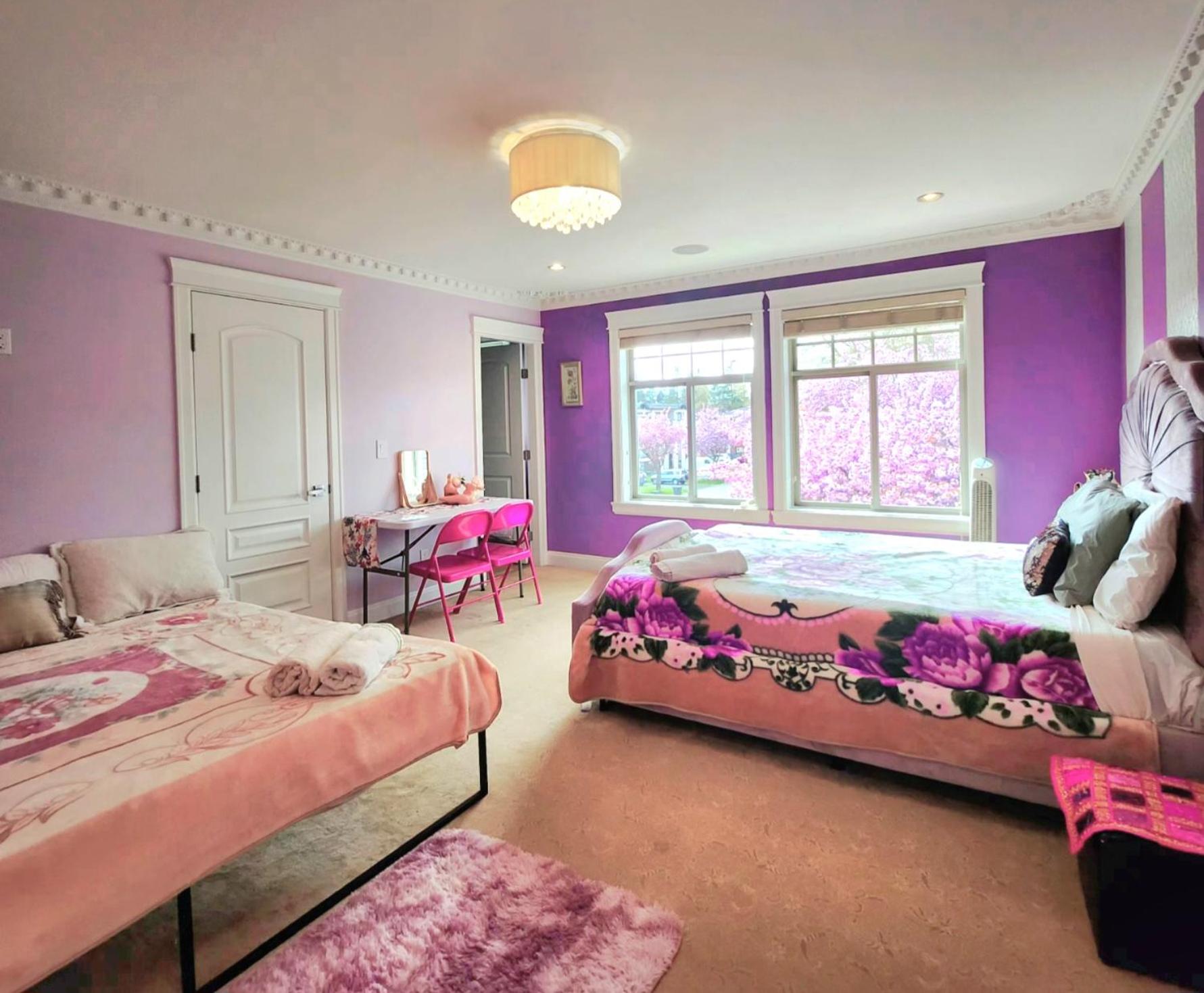 Royal Boutique Hotel, Surrey