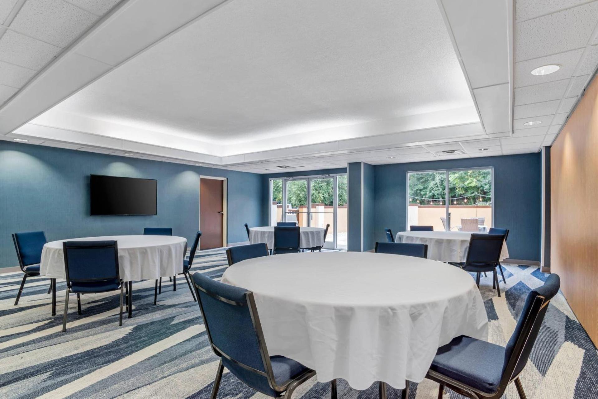 Meeting/conference room