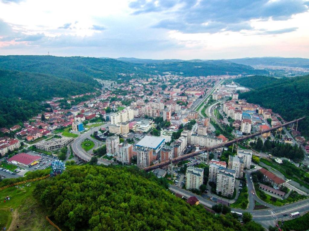 City Center Accommodation 210