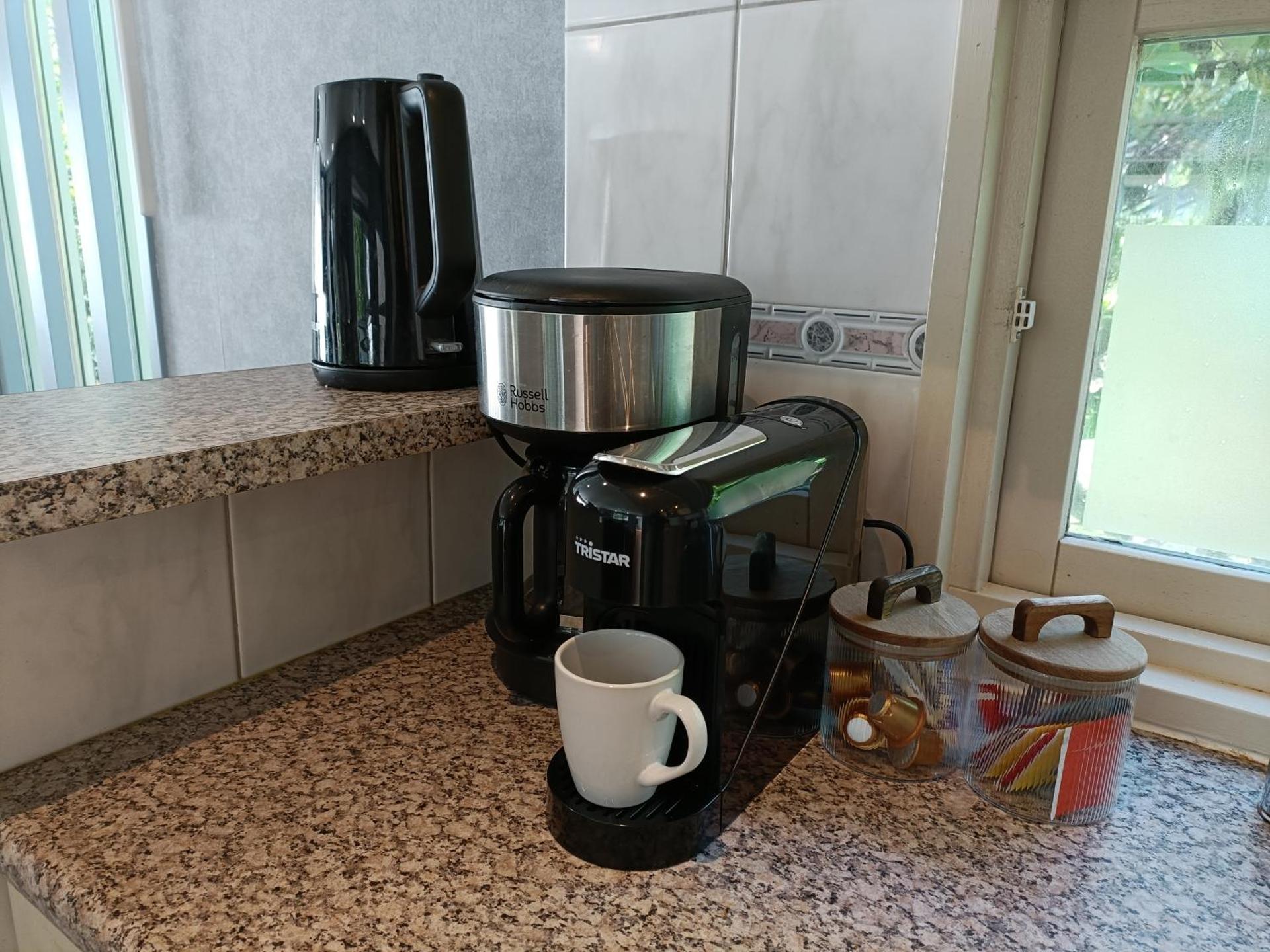 Coffee/tea facilities