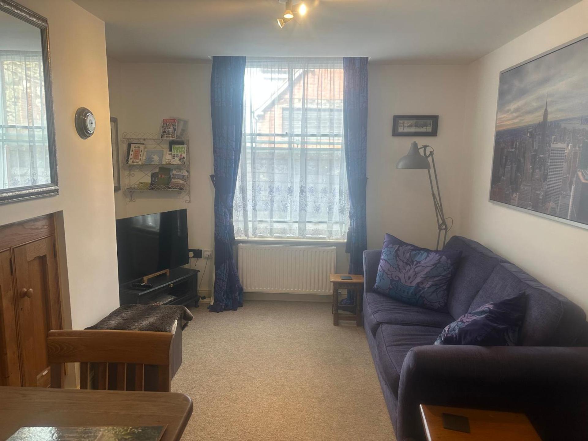 Flat G, 8 Castle Street