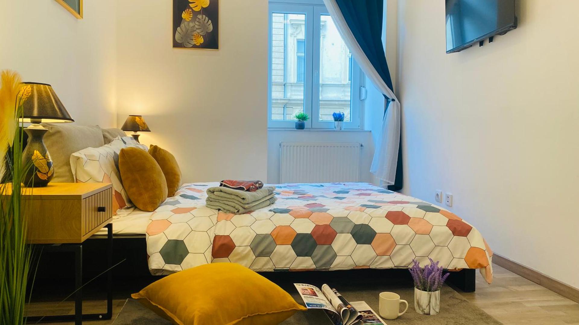 Golden Sun of Buda Fisherman s Bastion