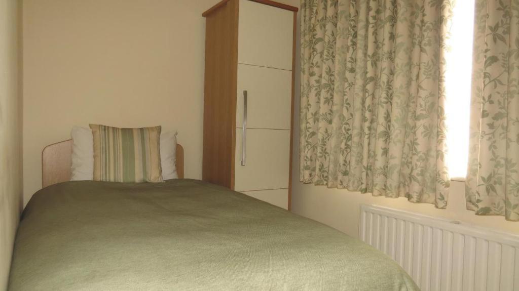 Montrose Guest House