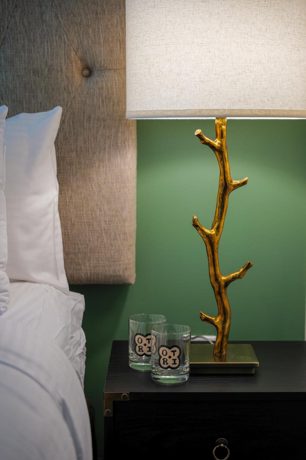 Courtyard King Kitchen Studio Room 