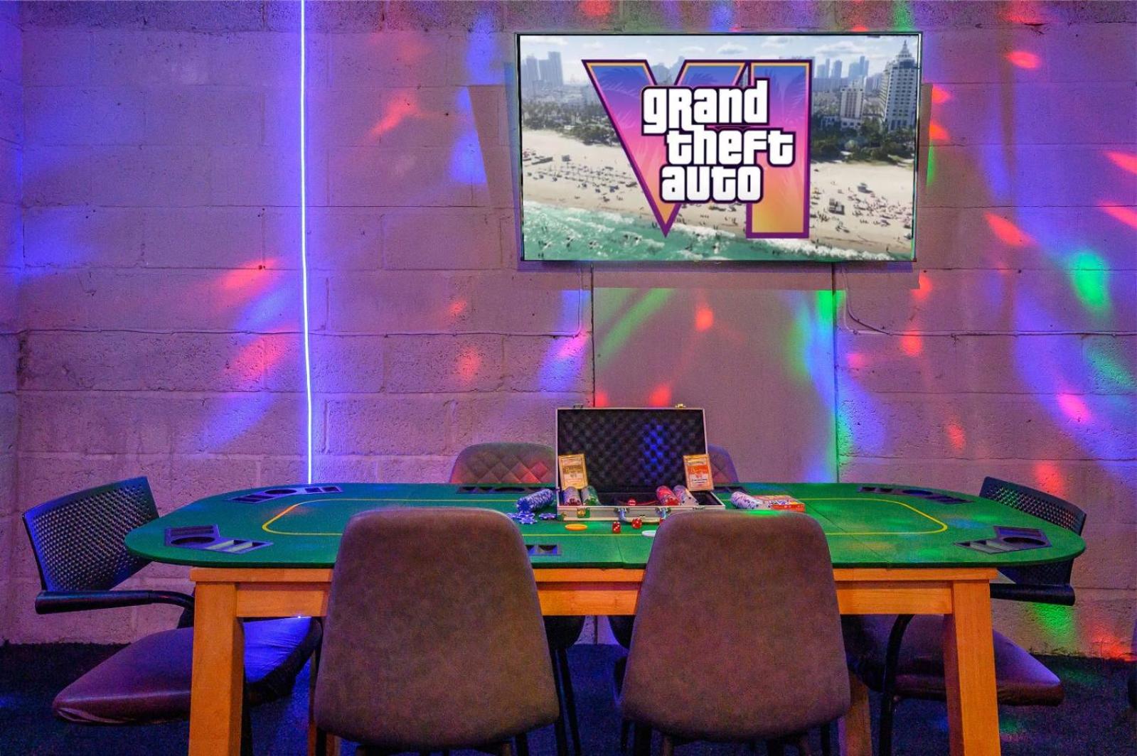 *C.sani* Setup for your most relaxed & amazing stay + Free Parking + Free Fast WiFi *