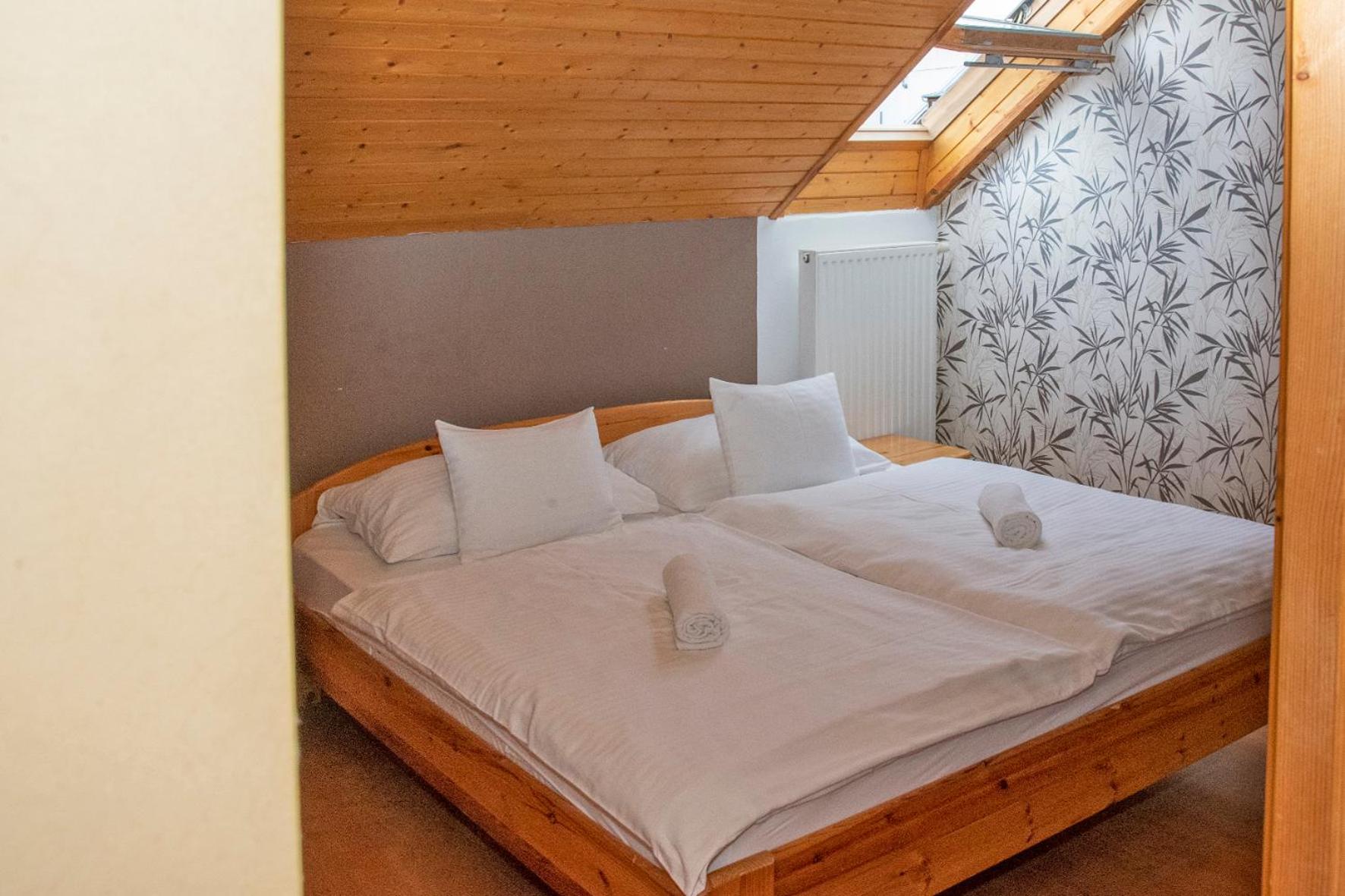 Haramia Csapszék és Fogadó