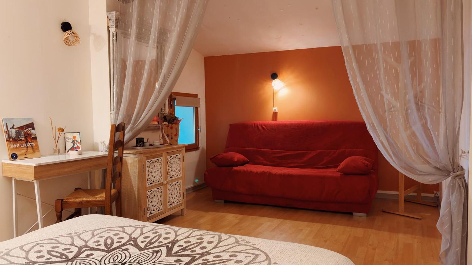 Photo of the whole room