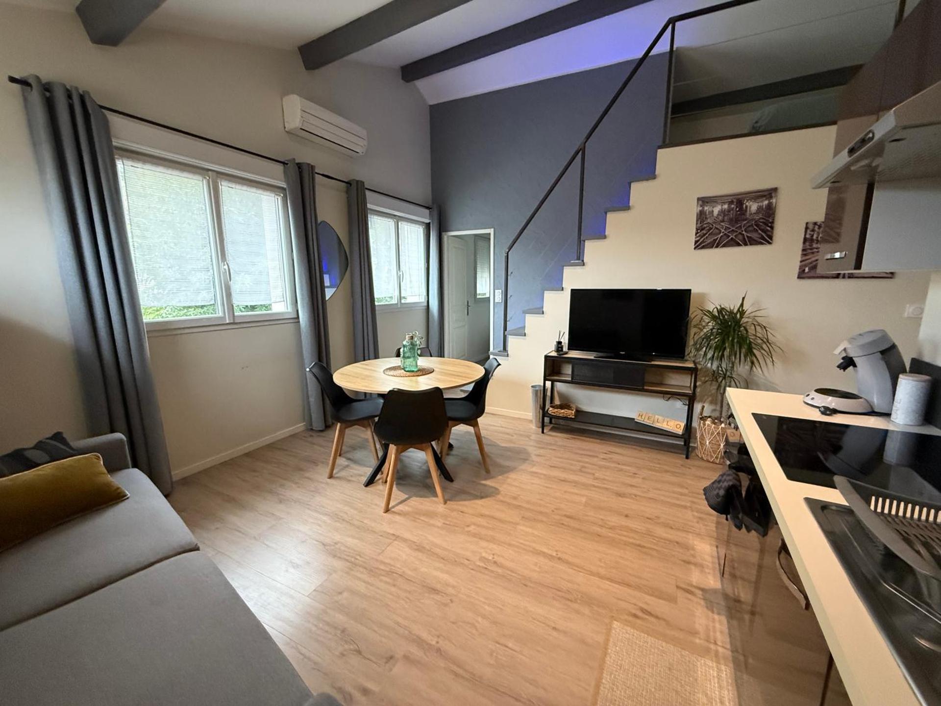 Loft, Studio and Love Rooms