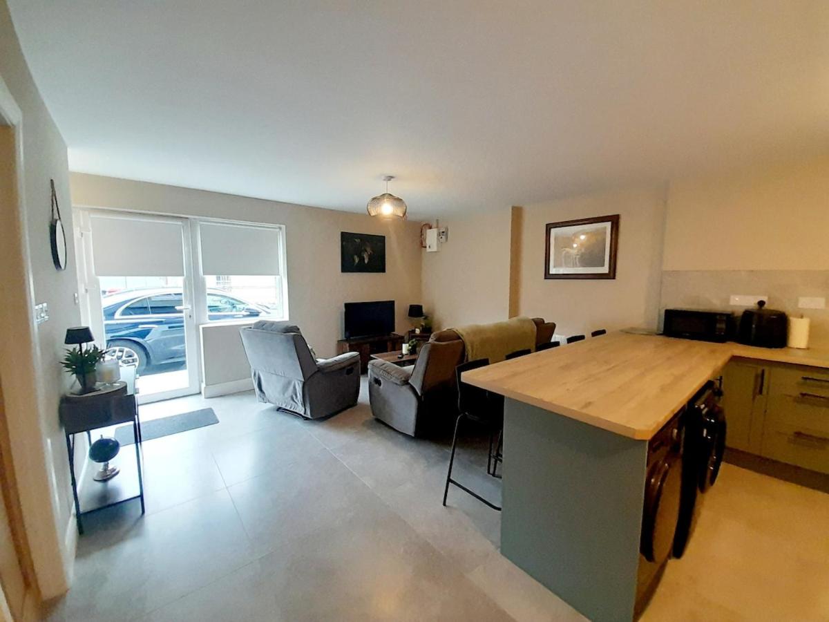 Hill Street apartment,Cloghan