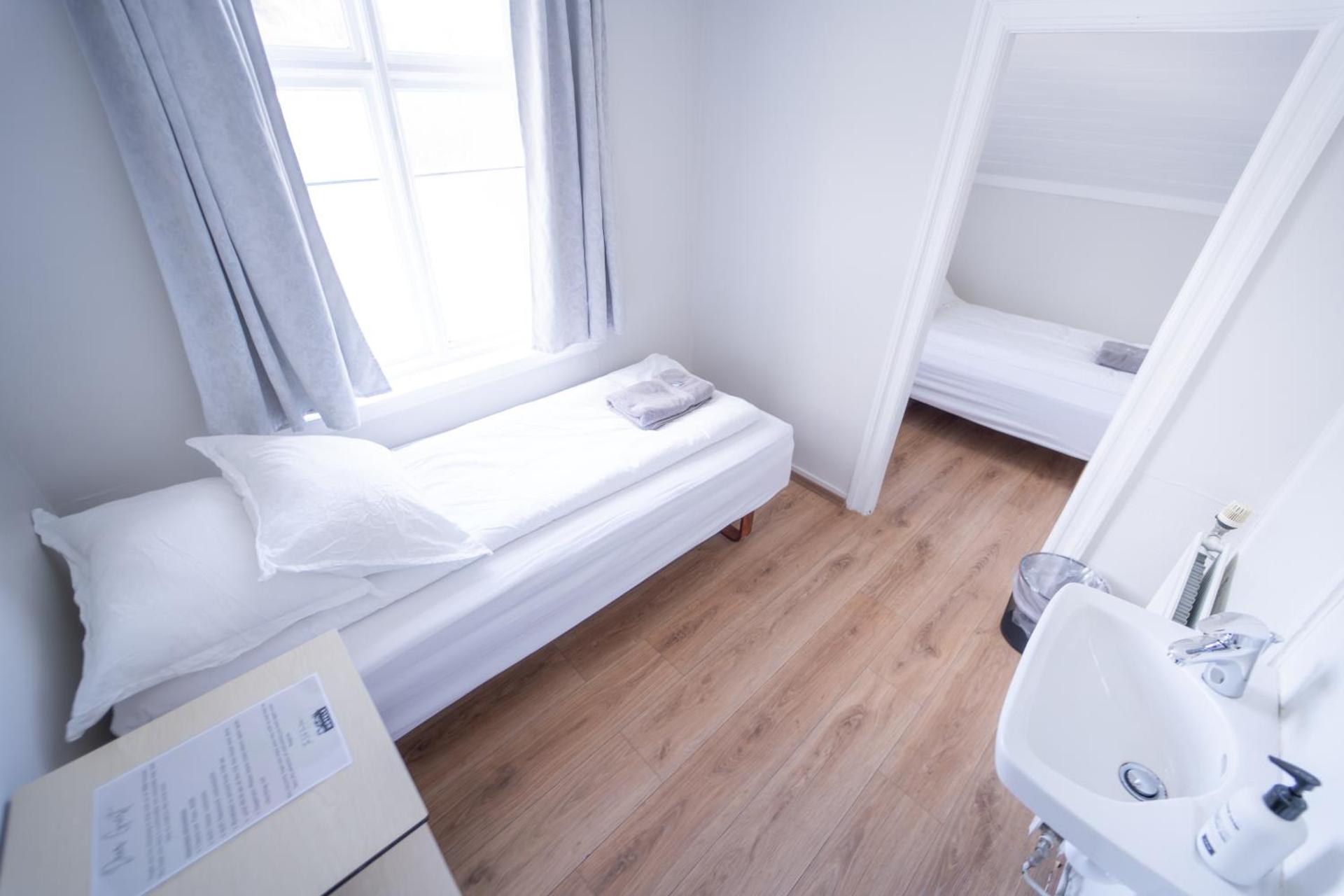 1908 Hostel by Tröll