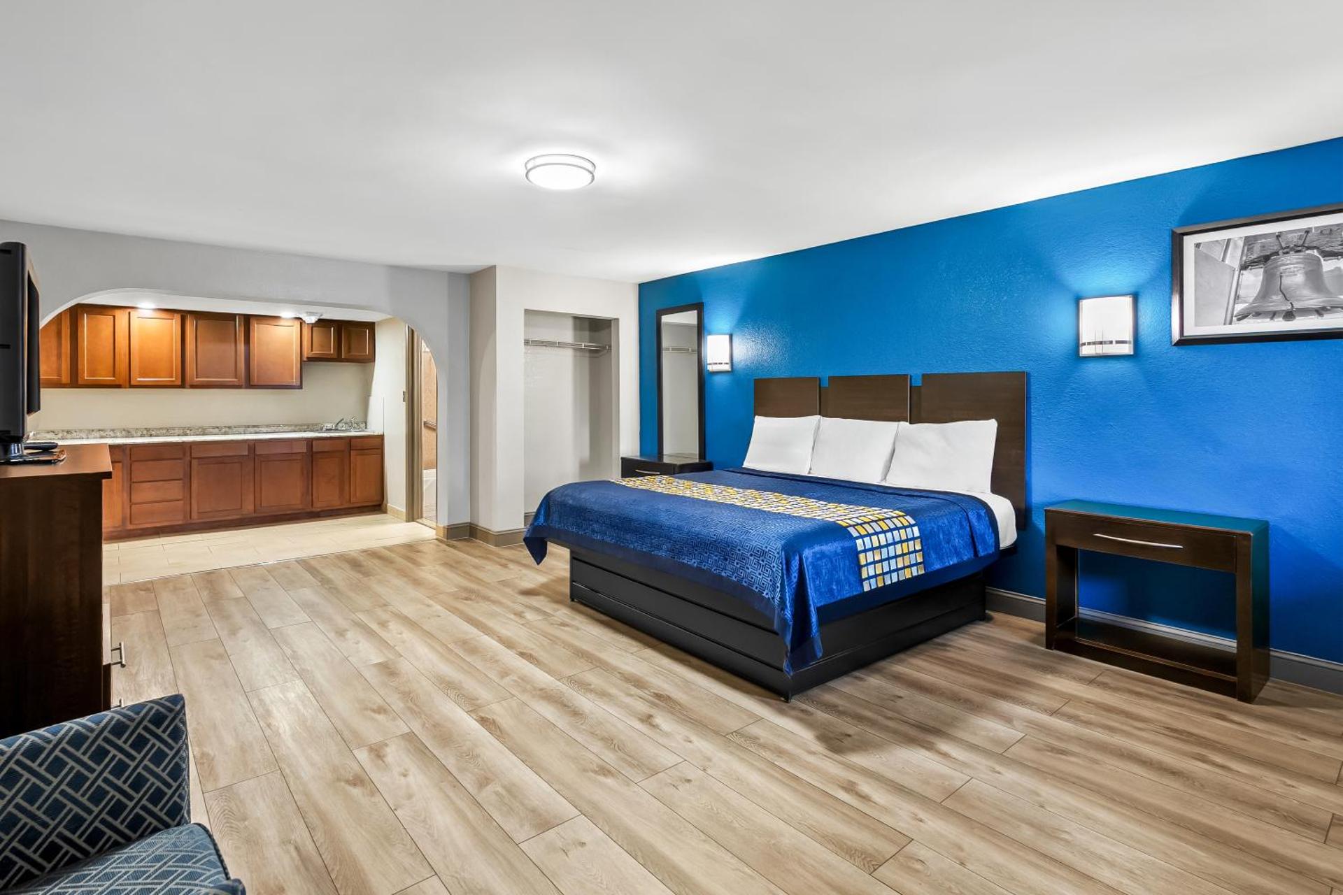 Red Carpet Inn and Suites