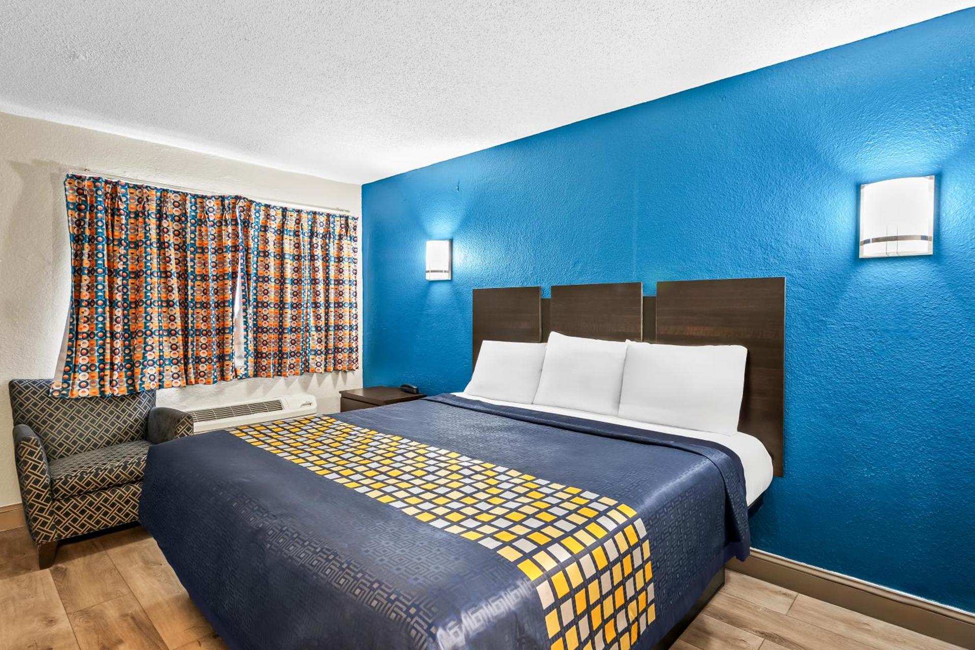 Red Carpet Inn and Suites