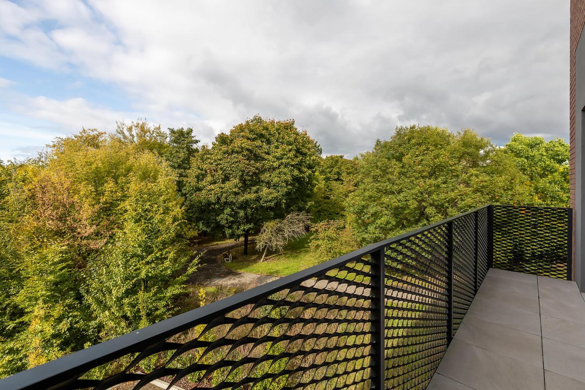 Homewell Premium Lofts - free parking