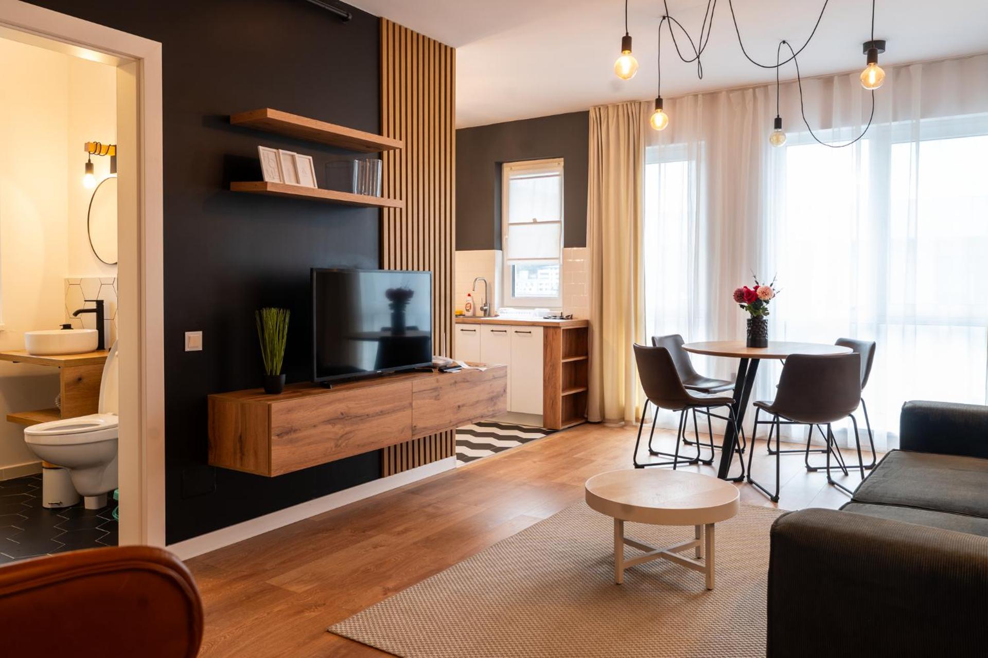 BCB Aparts Wood Nest