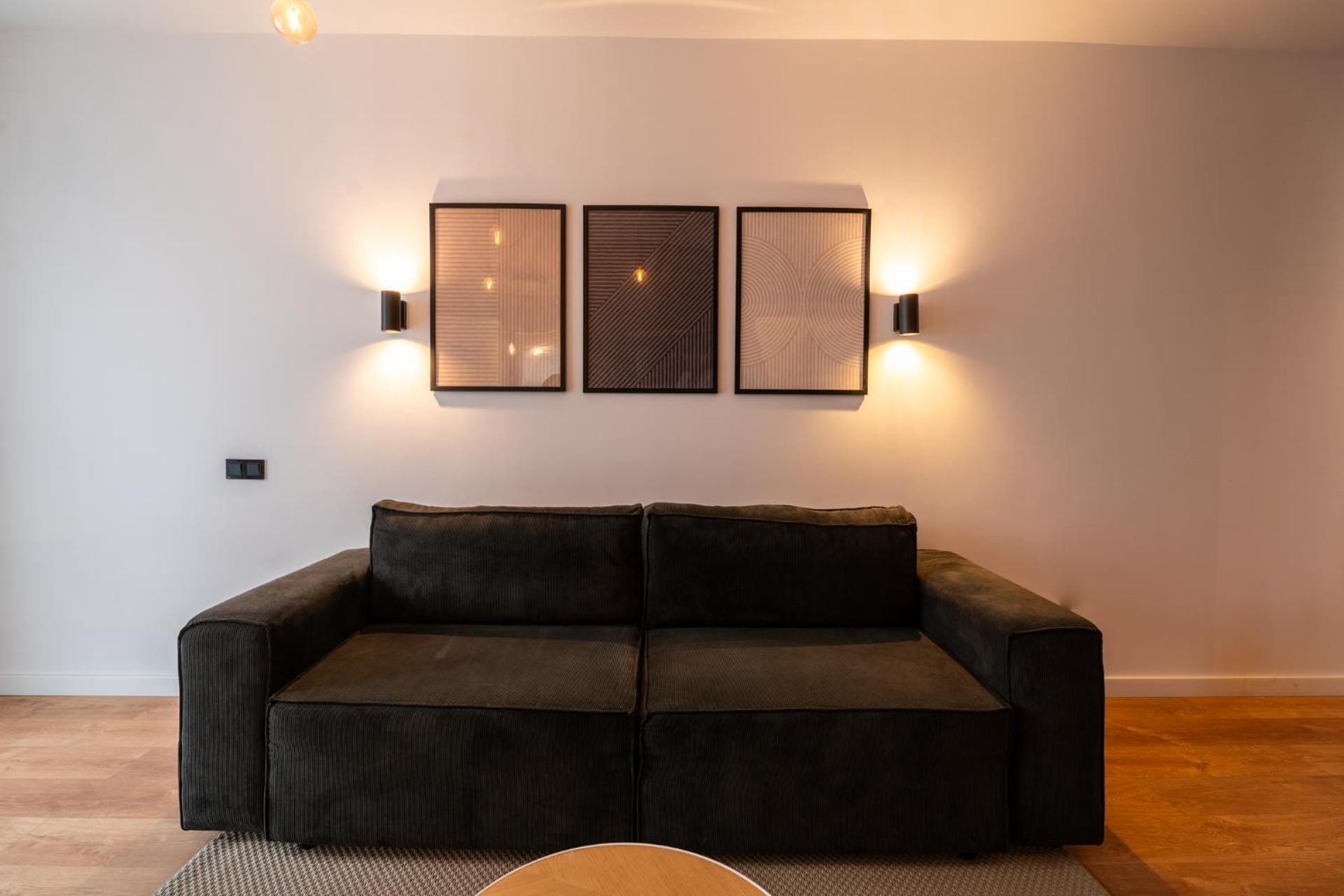 BCB Aparts Wood Nest