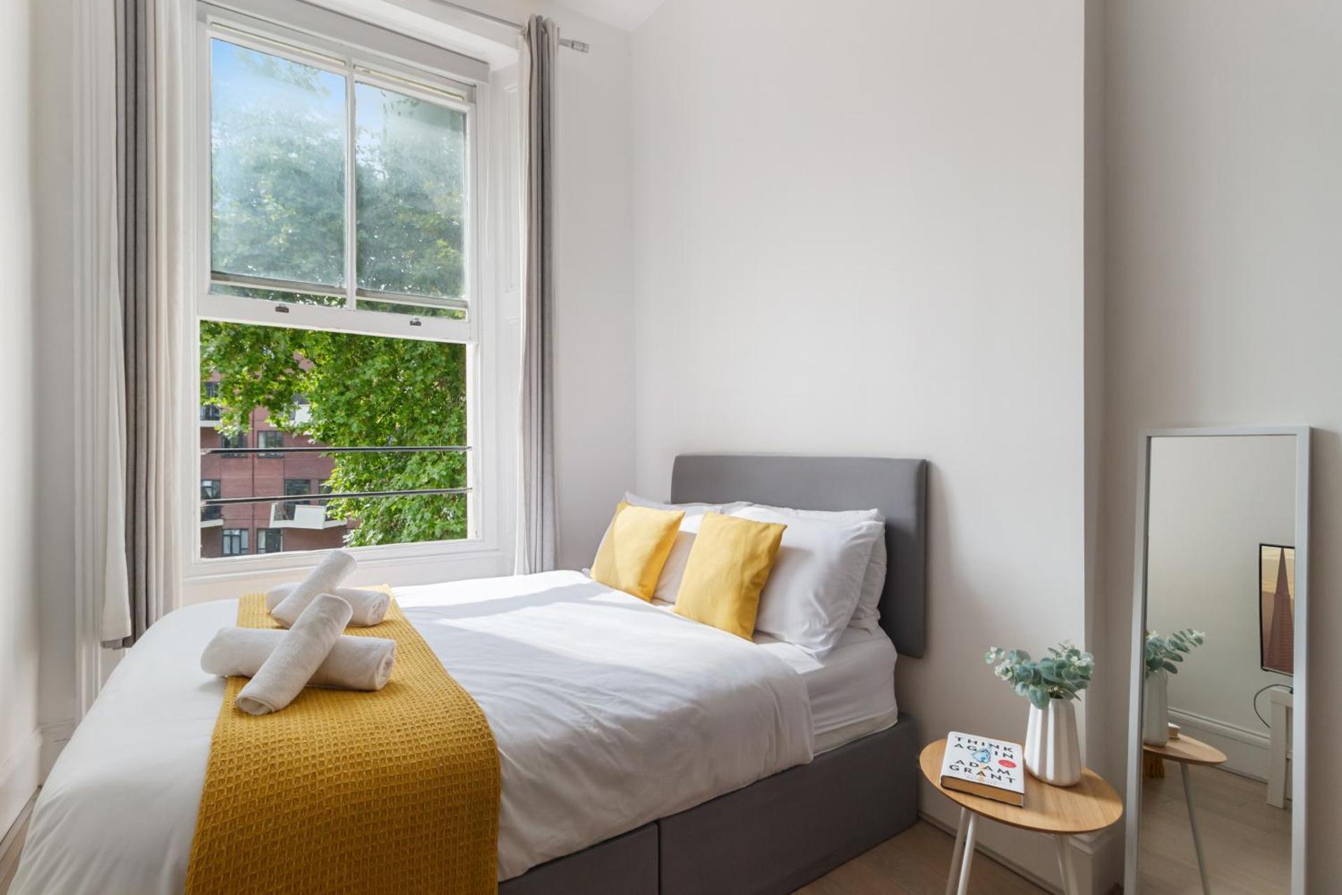 CLG Apartments Near Paddington Station & Hyde Park