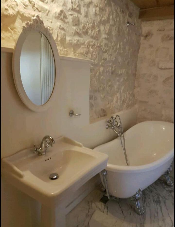 Antiche Scuderie Palazzo Fasciani