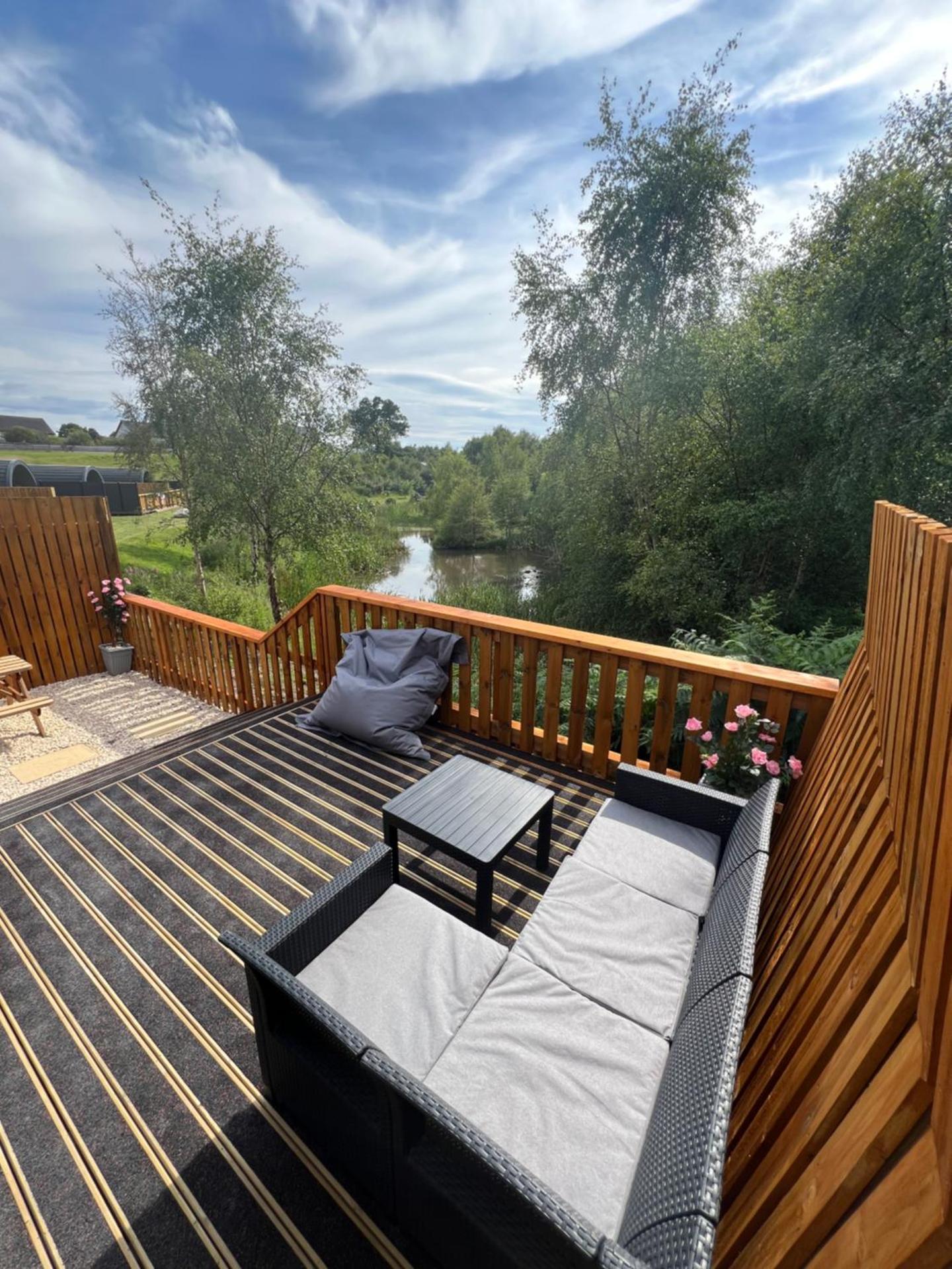 Newmore Highland Pods with Hot Tubs on NC500