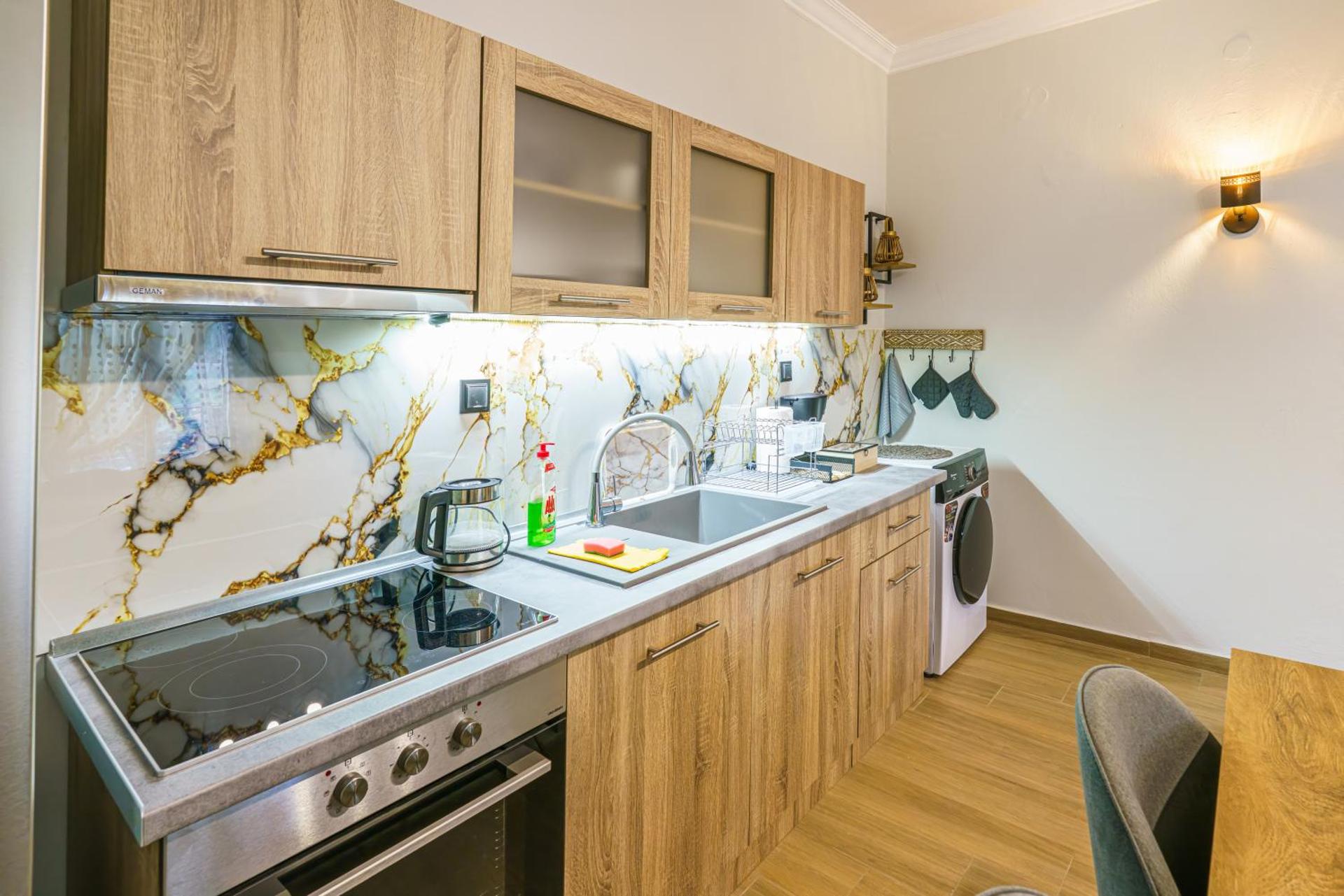 Four lakes luxury suites