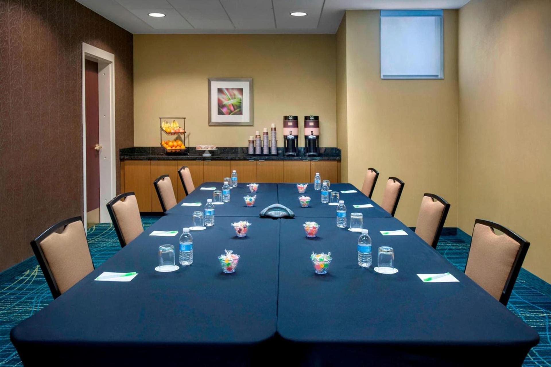 Meeting/conference room