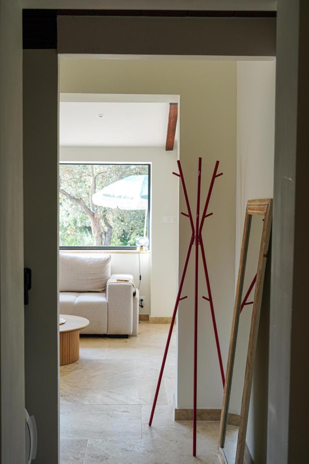 Aux portes d'Arles, havre de paix entre Alpilles et Camargue, calme et campagne