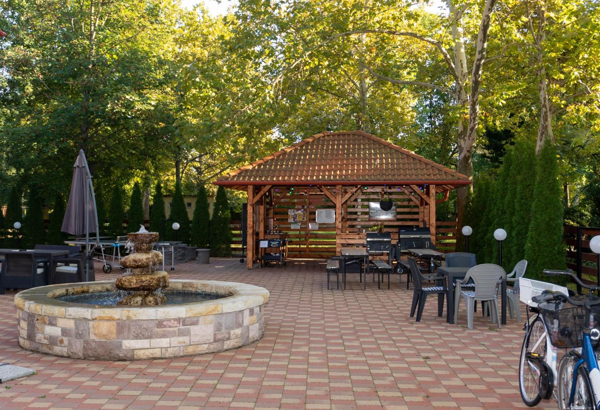Inner courtyard view