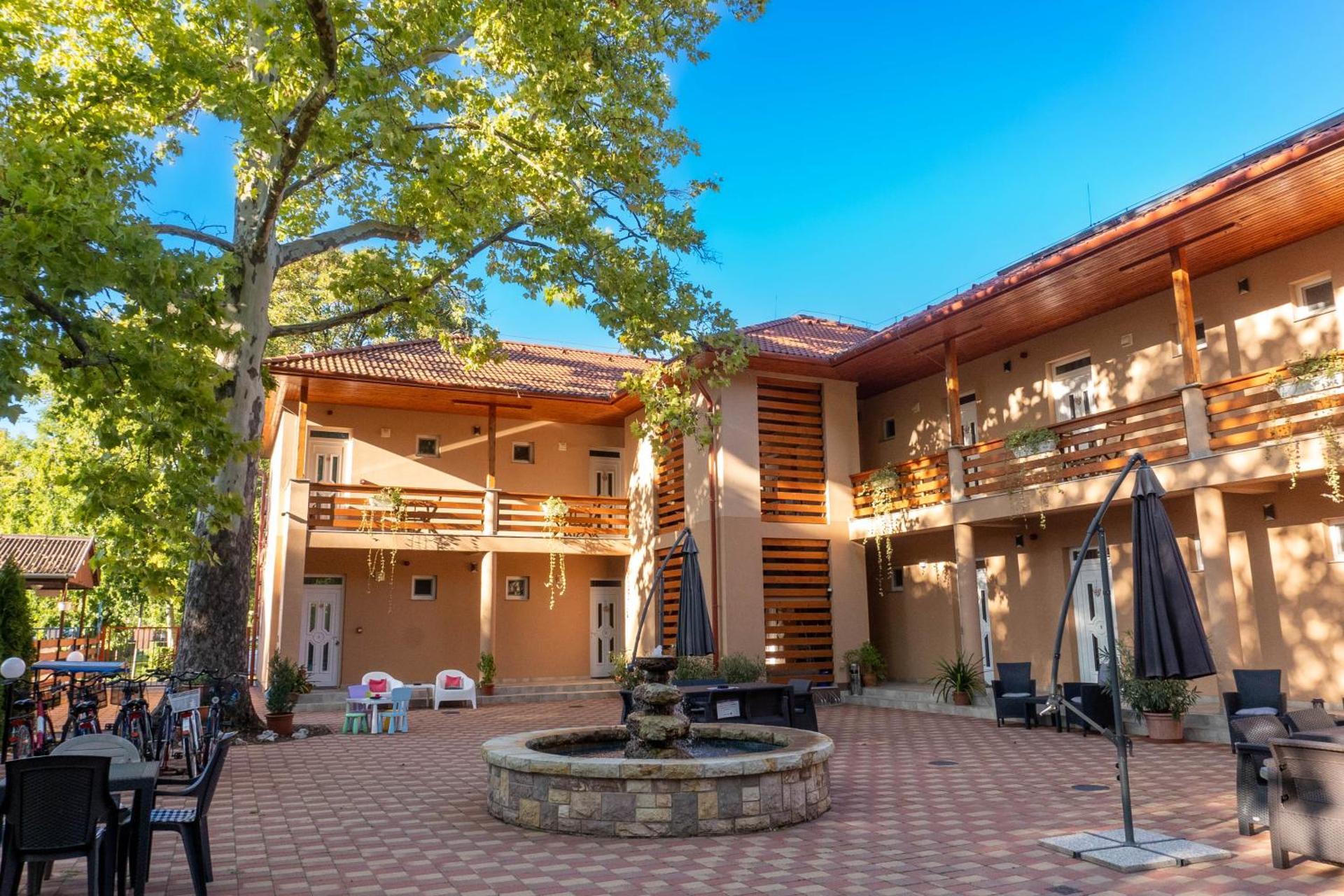 Inner courtyard view