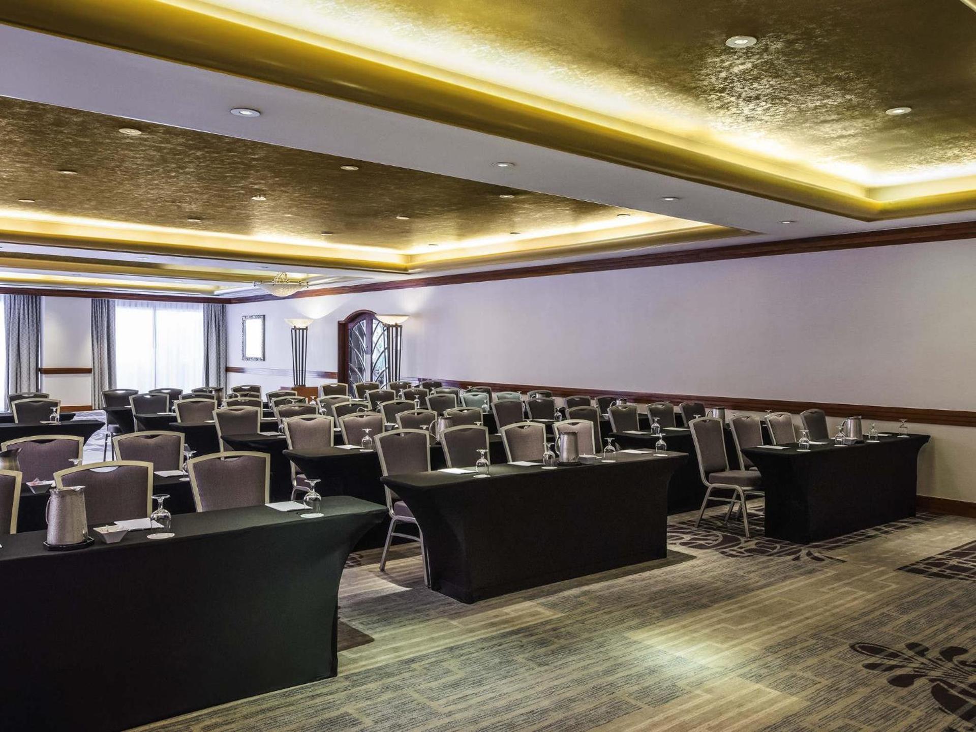 Meeting/conference room