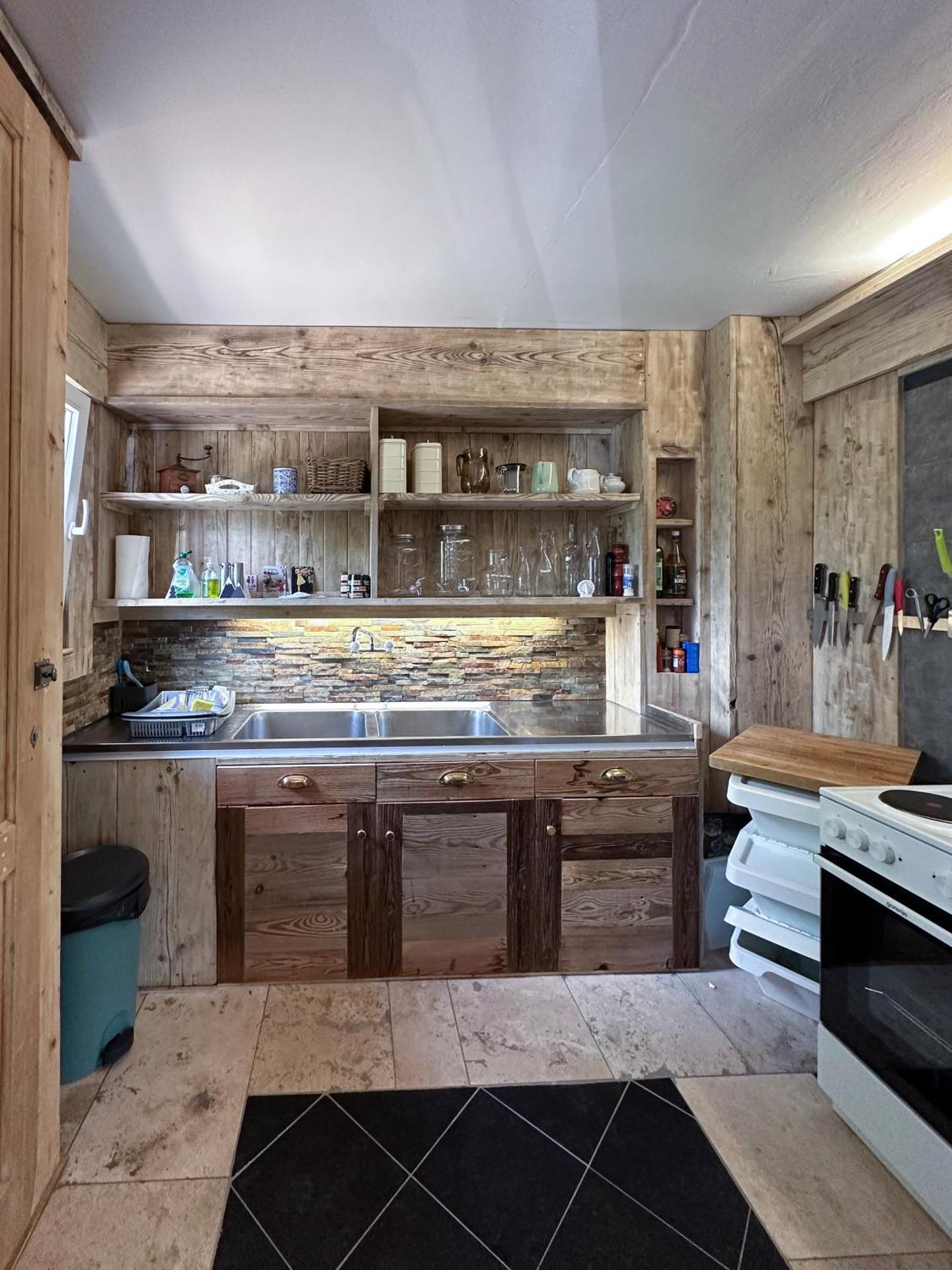 Kitchen or kitchenette