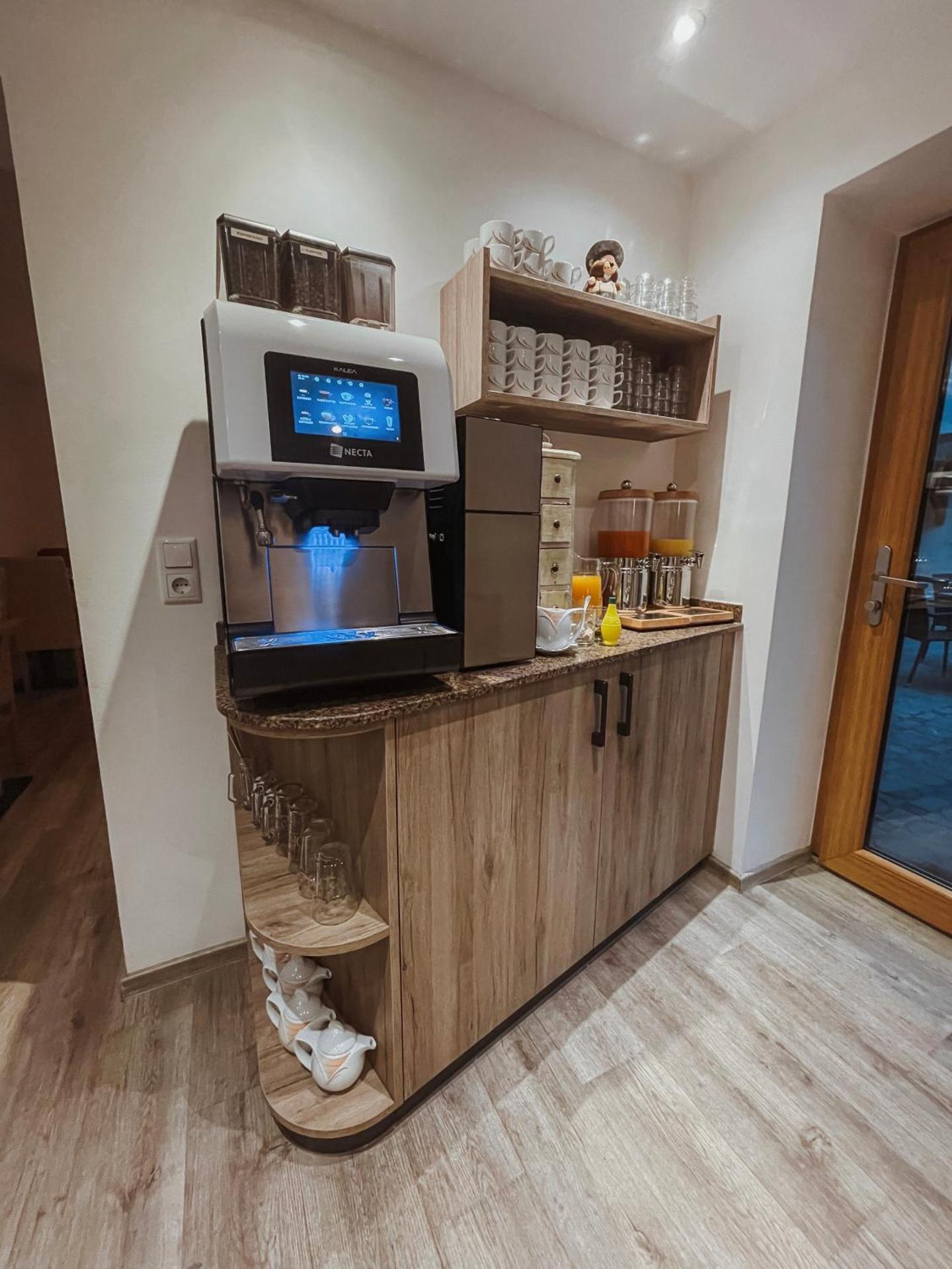 Coffee/tea facilities