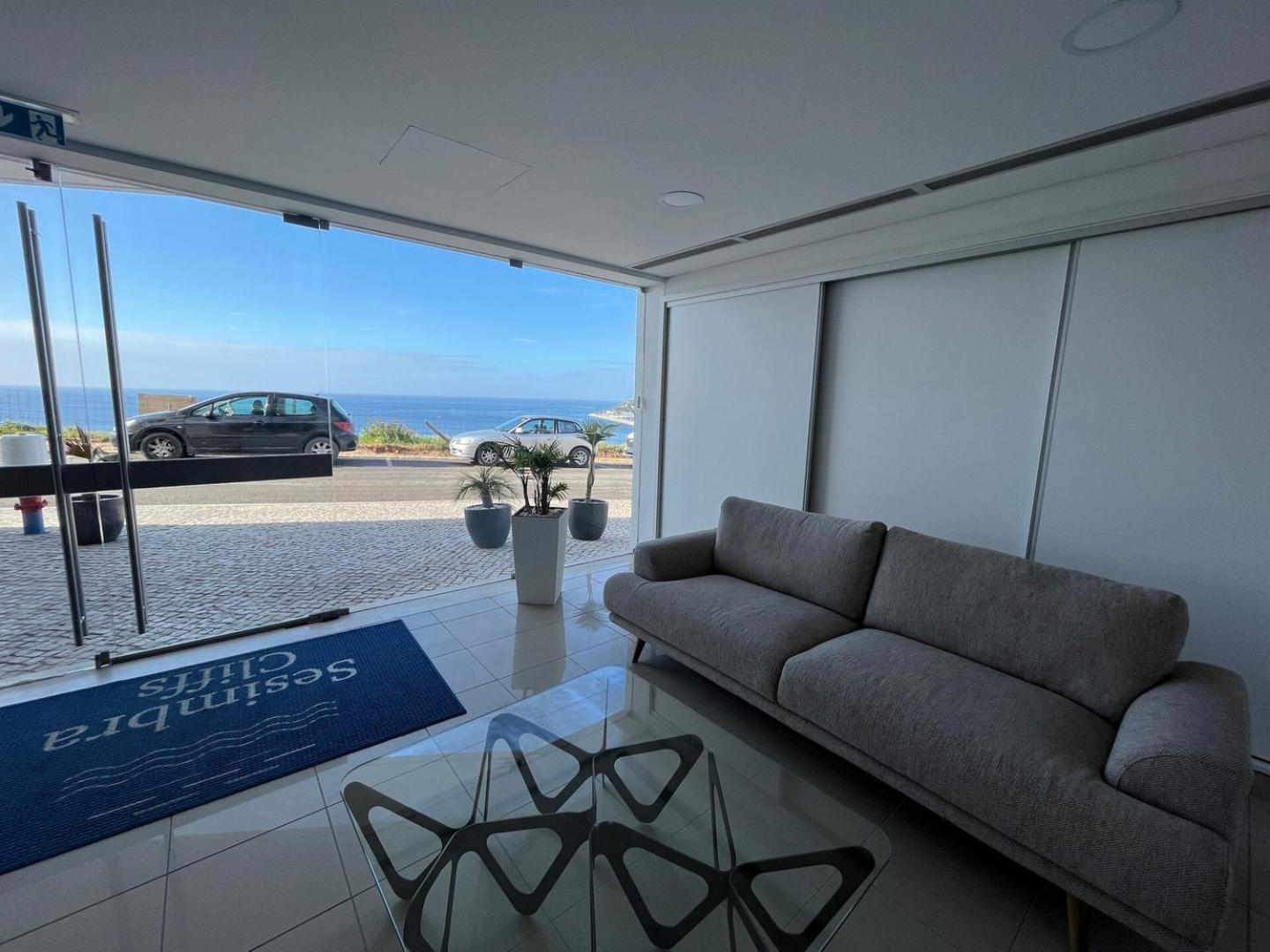 A-MO Sesimbra by Trip2Portugal