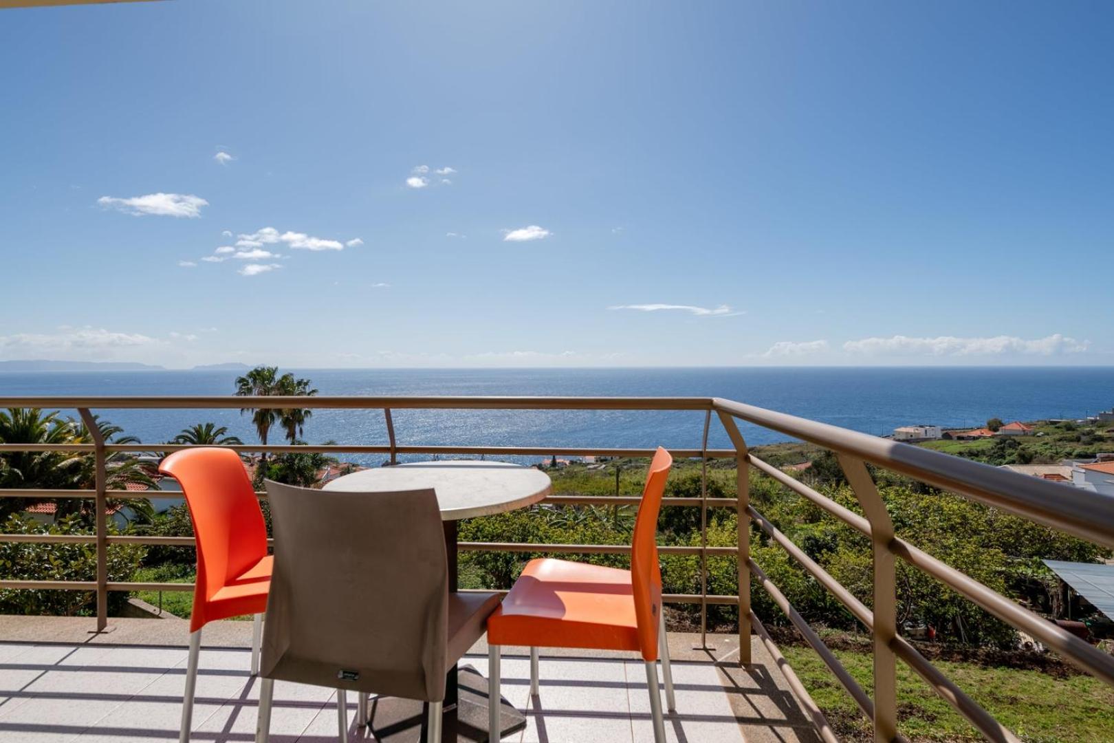 Caniço I By Trip2Portugal