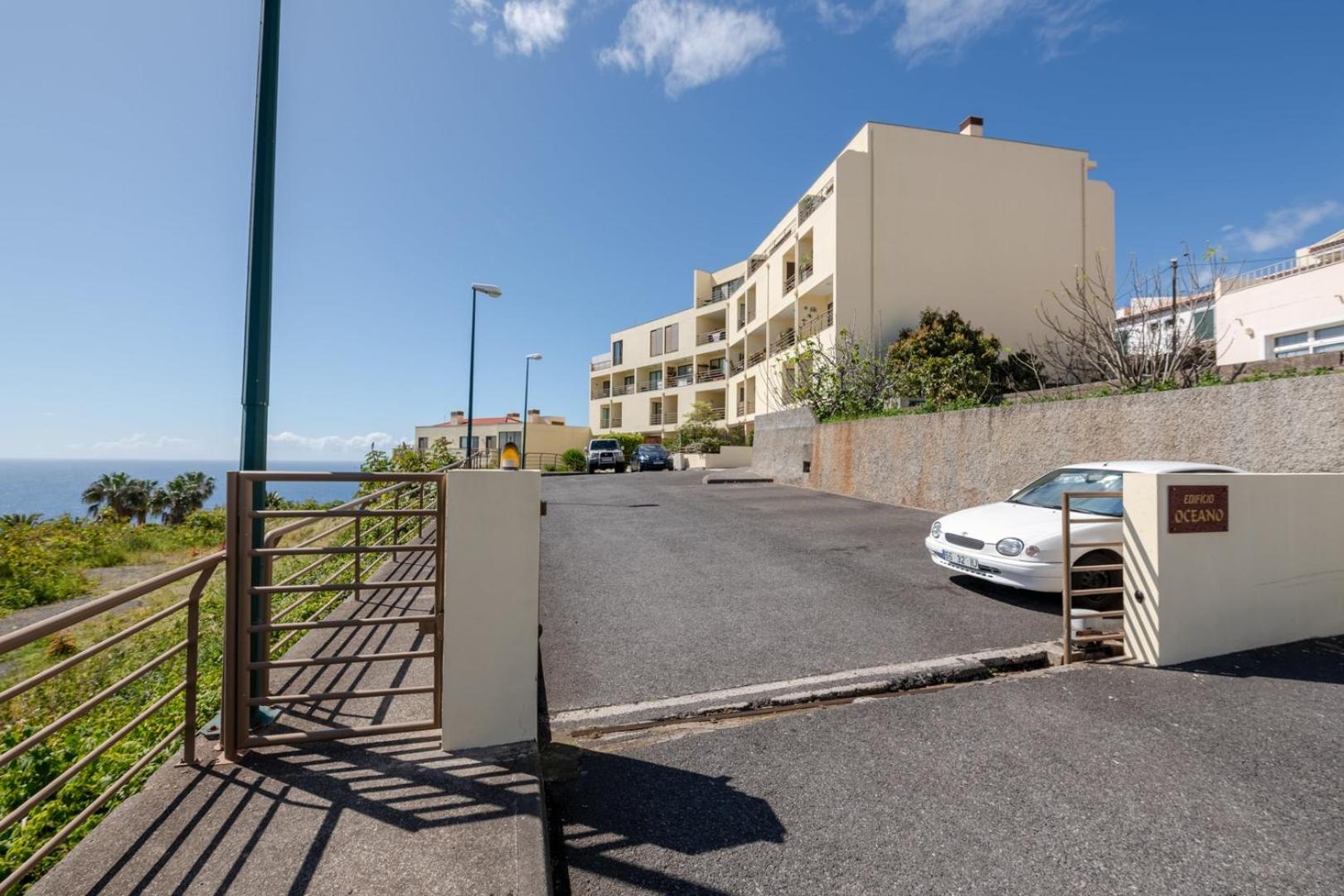 Caniço I By Trip2Portugal