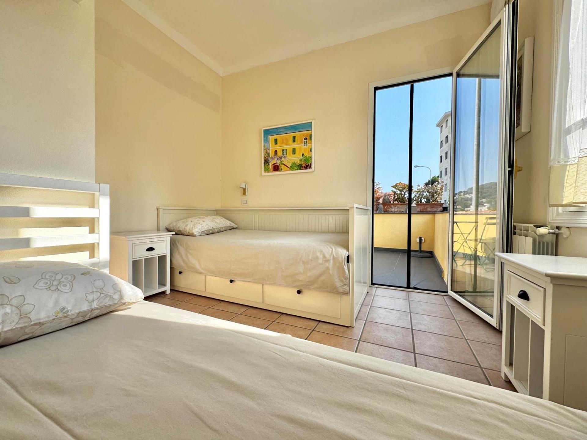 Villa Angelina Holiday Homes I Casa Limone I A pochi chilometri da Sanremo e il suo Festival I Giardino I Parcheggio privato