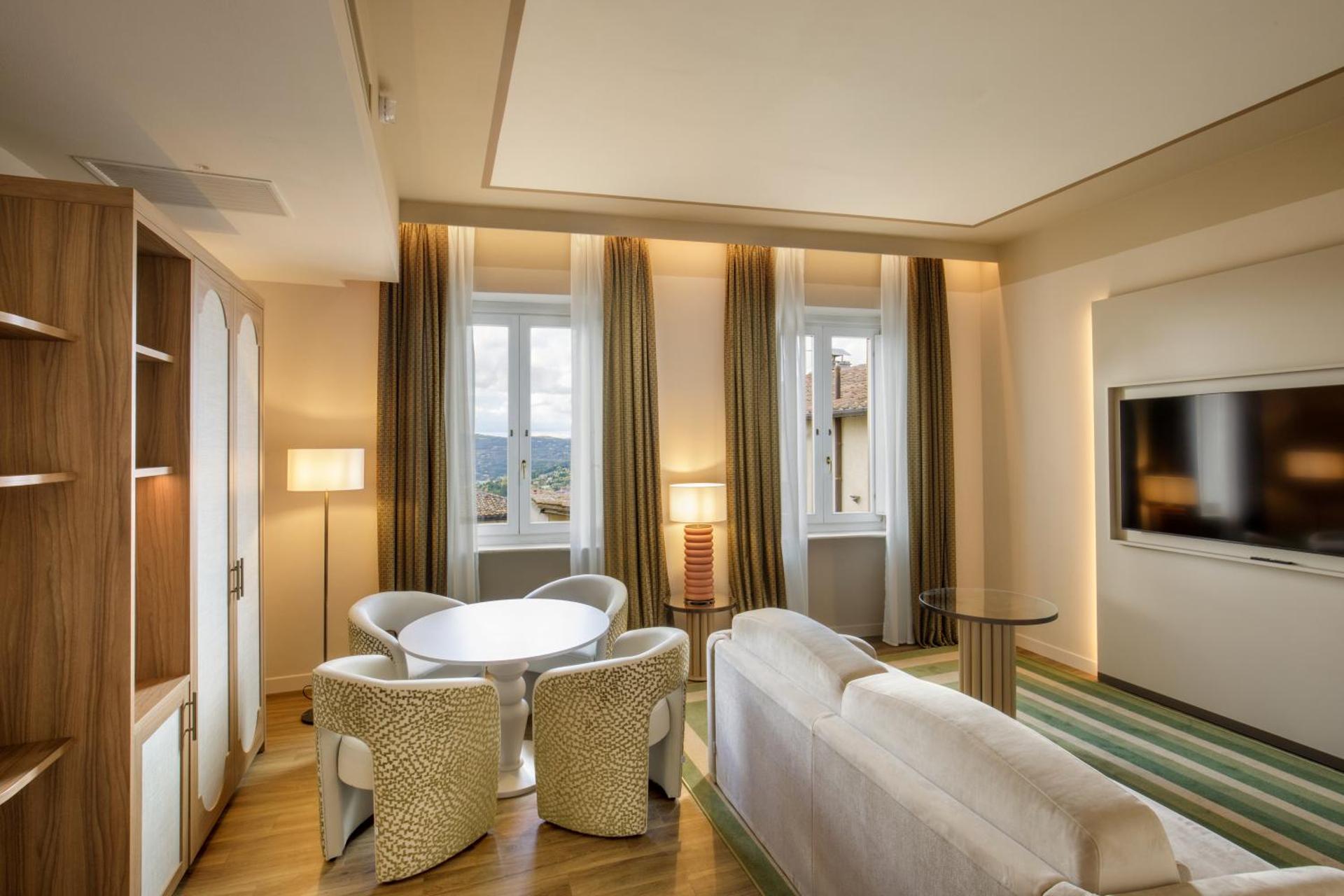 Rosetta Hotel Perugia Tapestry Collection By Hilton