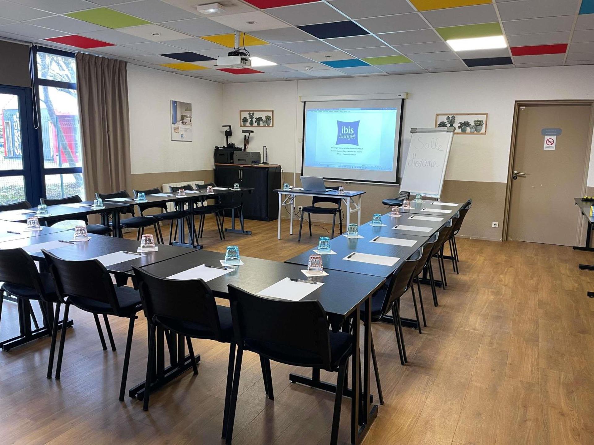 Meeting/conference room