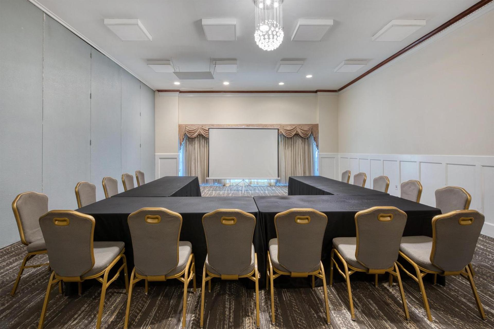 Meeting/conference room