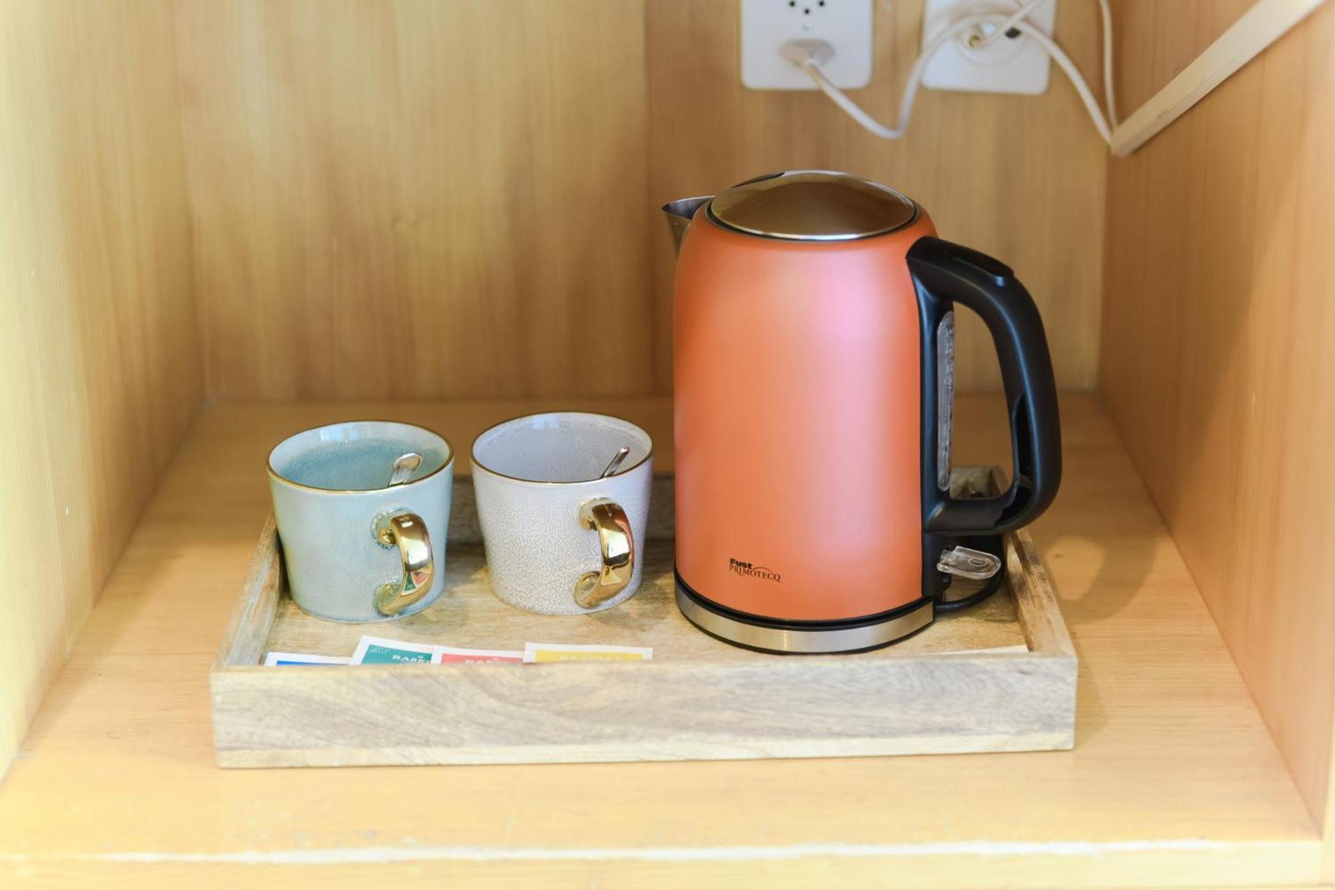 Coffee/tea facilities