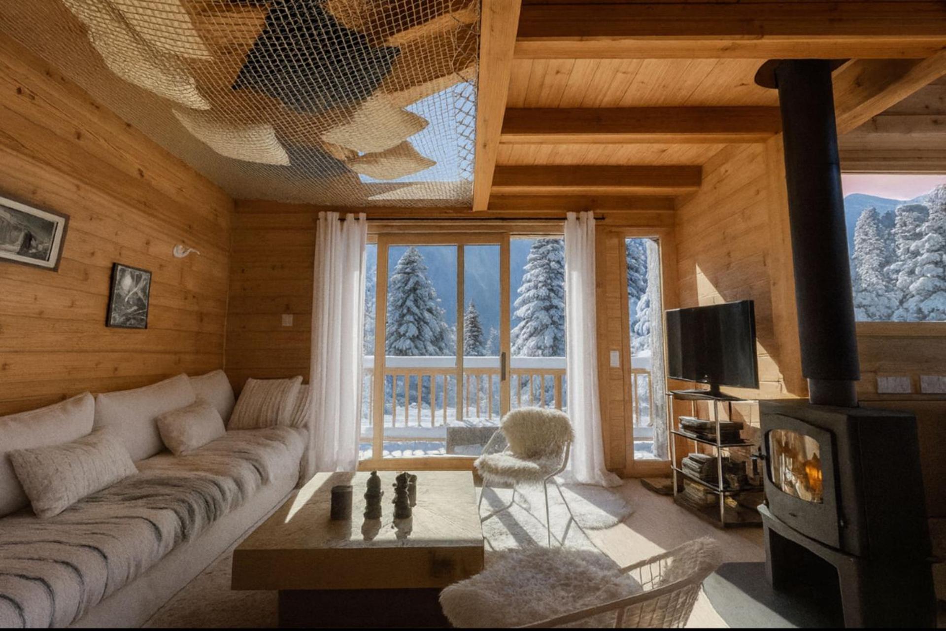 Semi Detached Chalet For 8 With Balcony & Garden