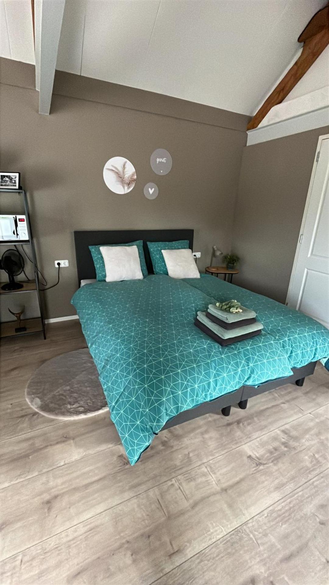 KIMZ Bed & Breakfast