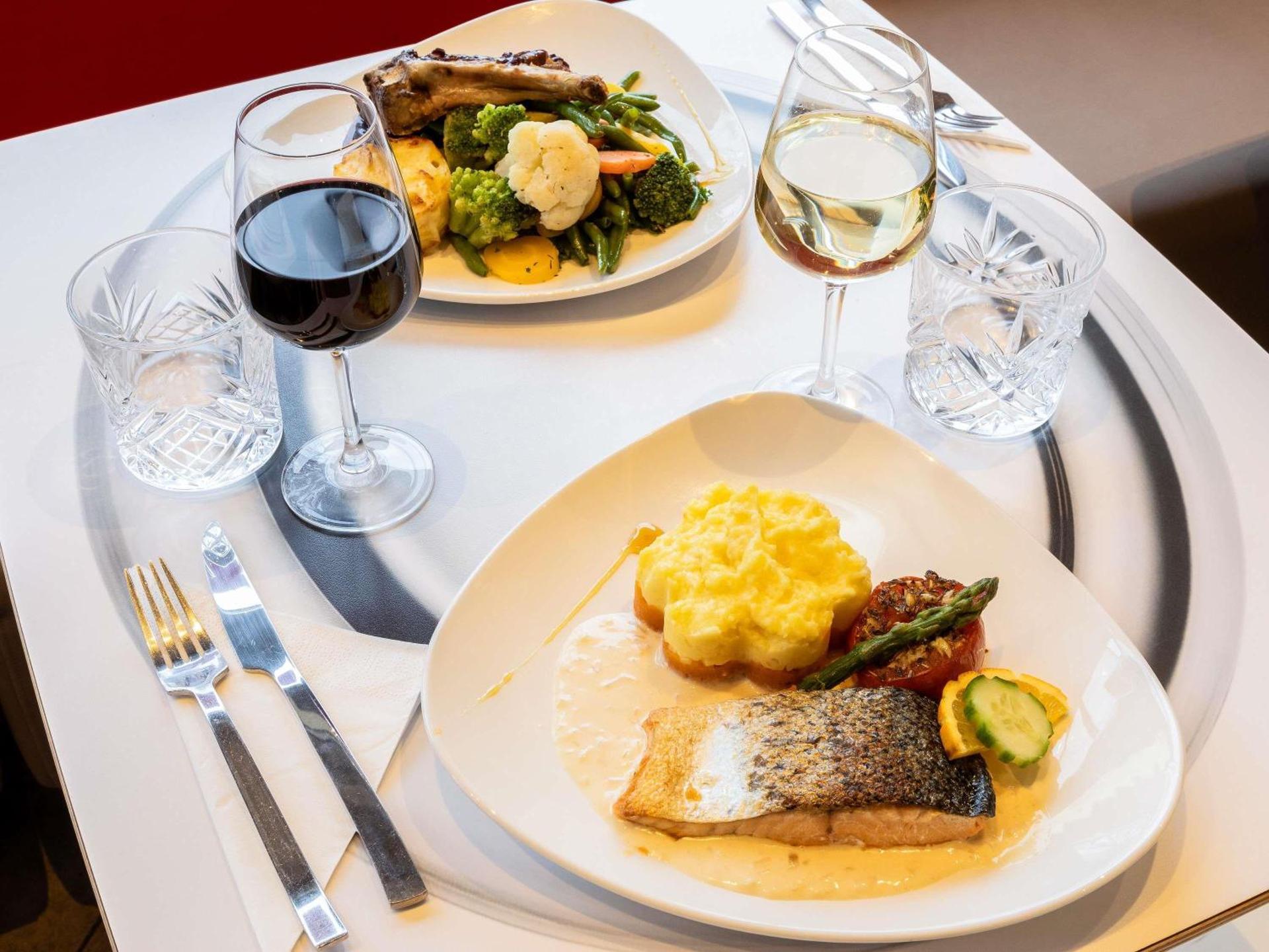 Restaurant/places to eat